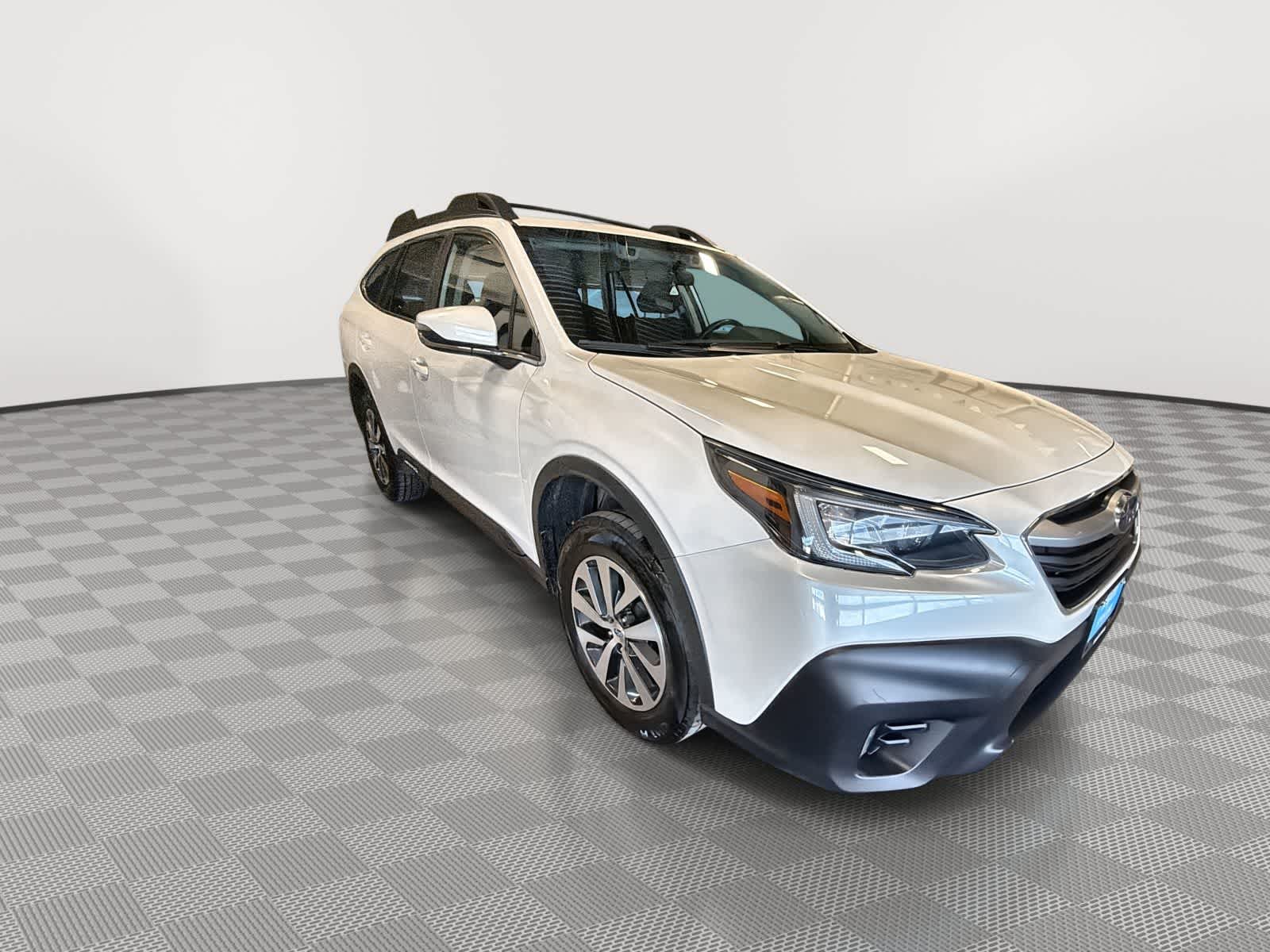 Thumbnail: 2022 Subaru Outback - 2