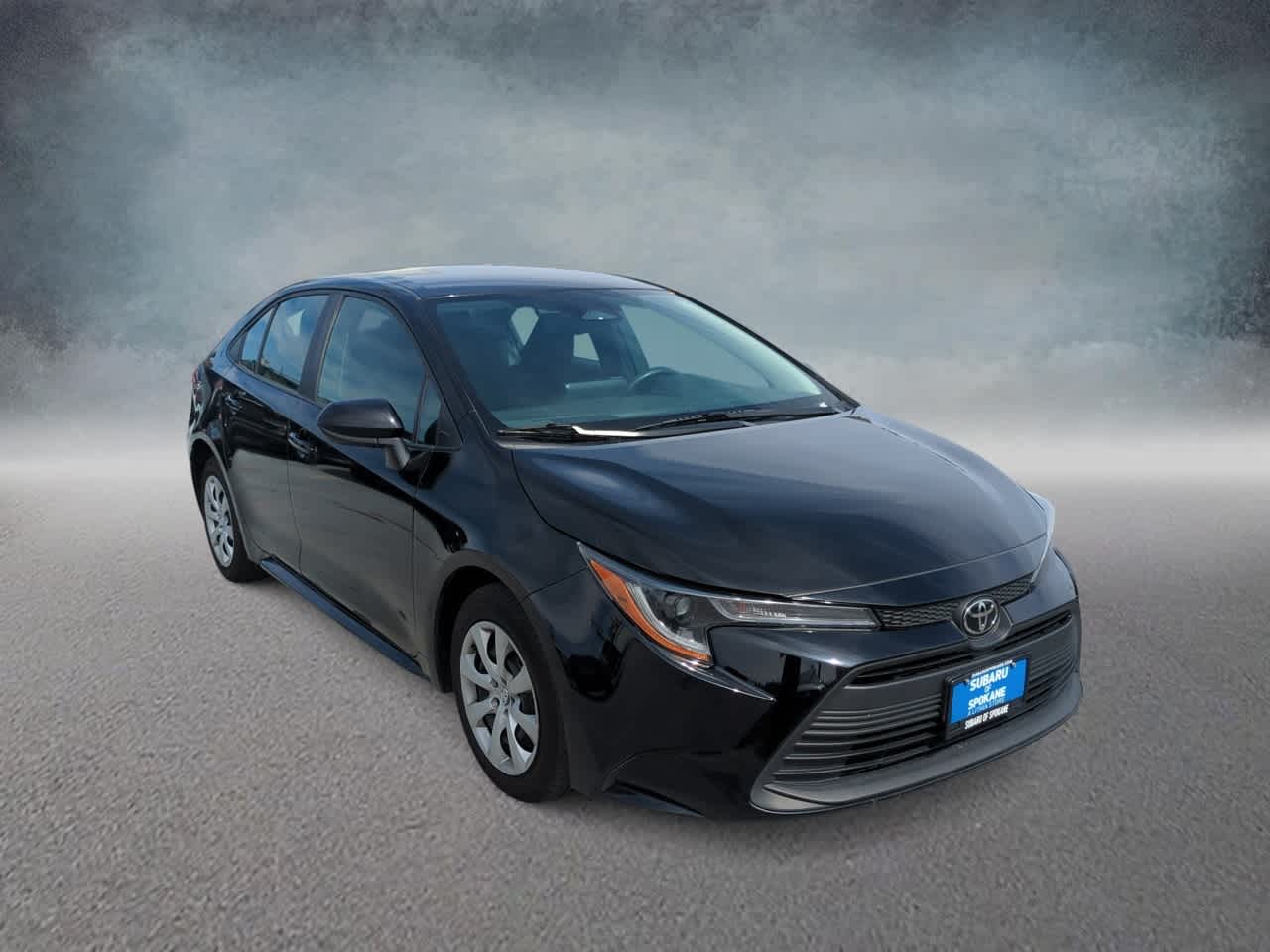 2023 Toyota Corolla LE photo 2
