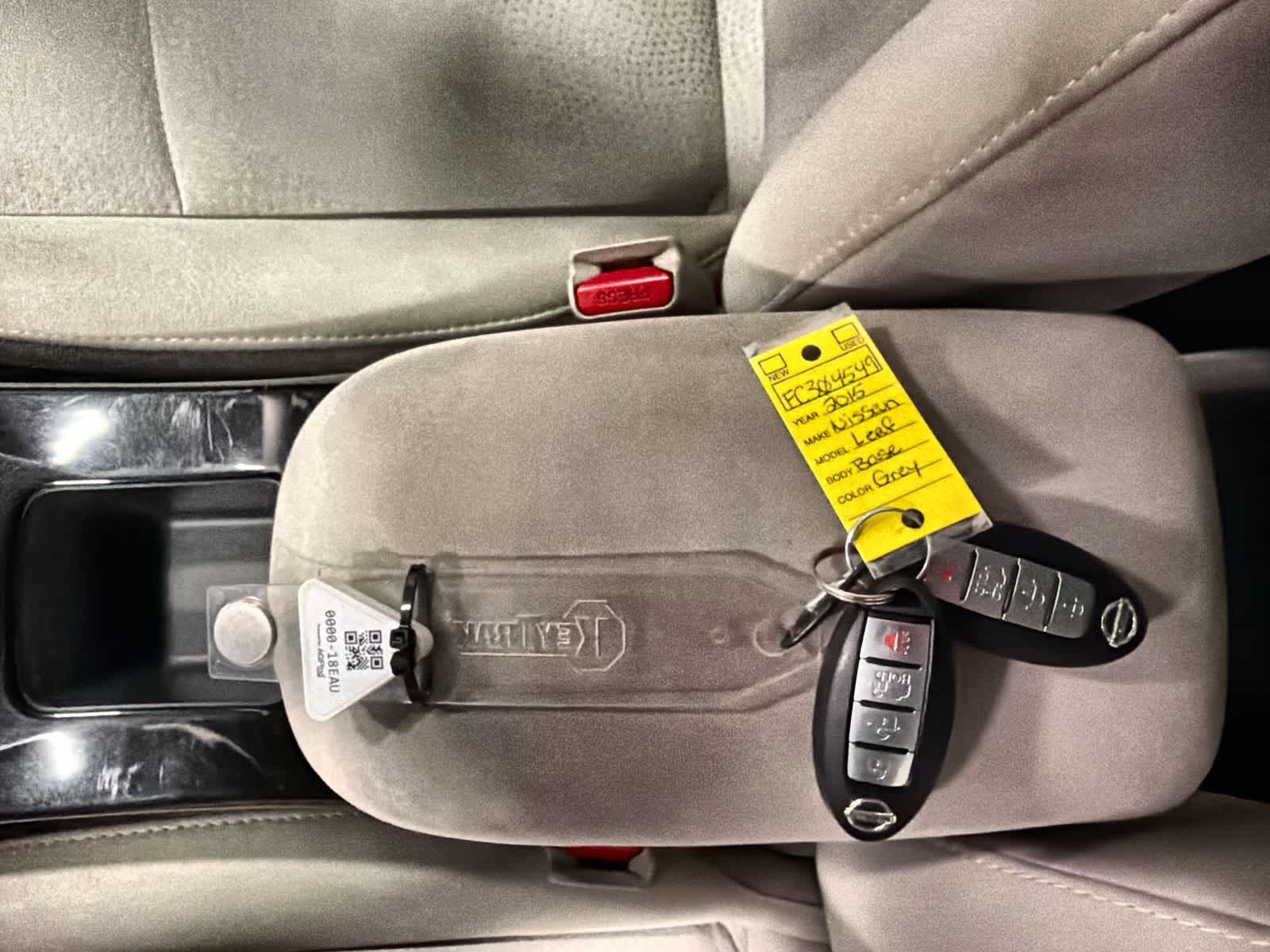 Thumbnail: 2015 Nissan Leaf - 34