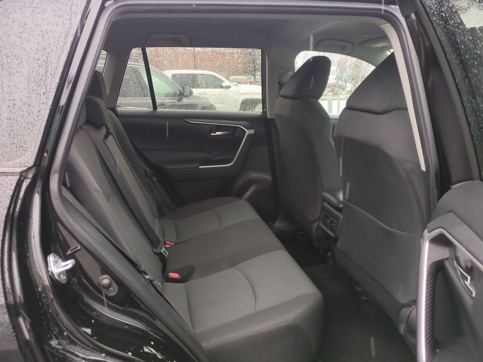 Thumbnail: 2024 Toyota RAV4 - 20