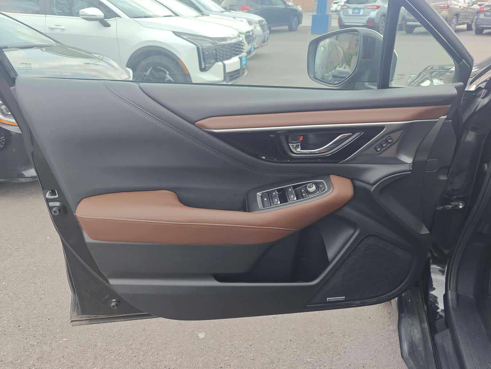 Thumbnail: 2022 Subaru Outback - 10