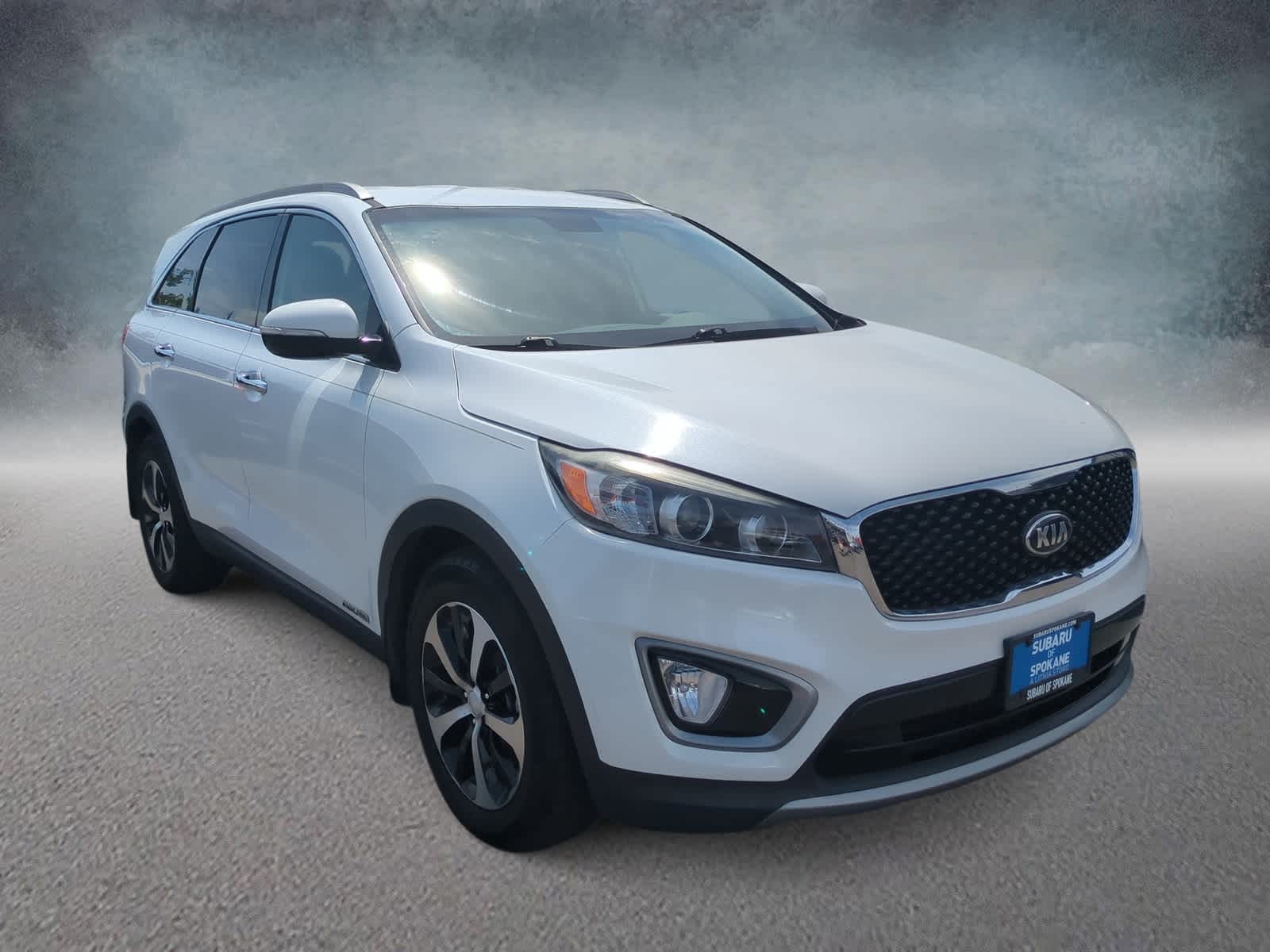 Used 2016 Kia Sorento EX with VIN 5XYPHDA50GG181985 for sale in Spokane, WA