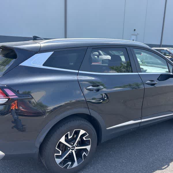 Thumbnail: 2023 Kia Sportage - 9