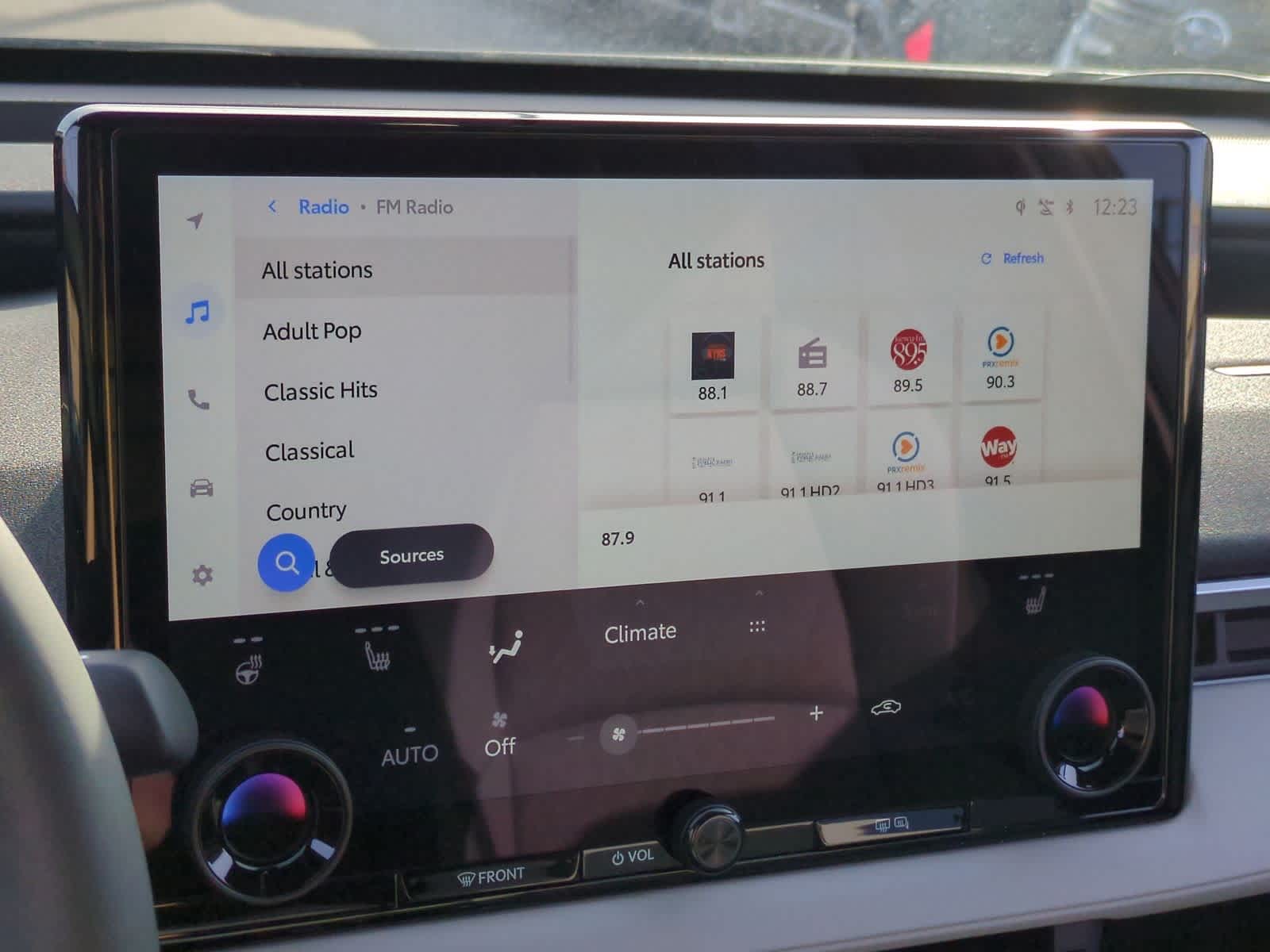 Thumbnail: 2026 Subaru Solterra - 30
