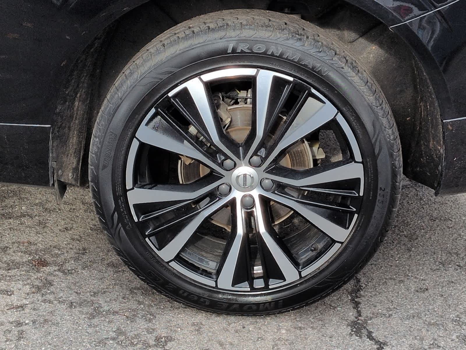 Thumbnail: 2024 Volvo XC60 - 14