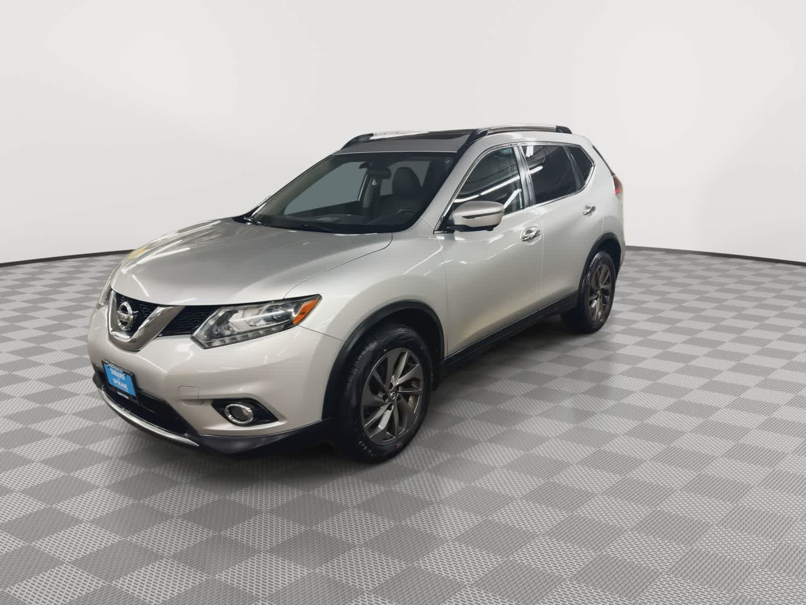 Thumbnail: 2016 Nissan Rogue - 7