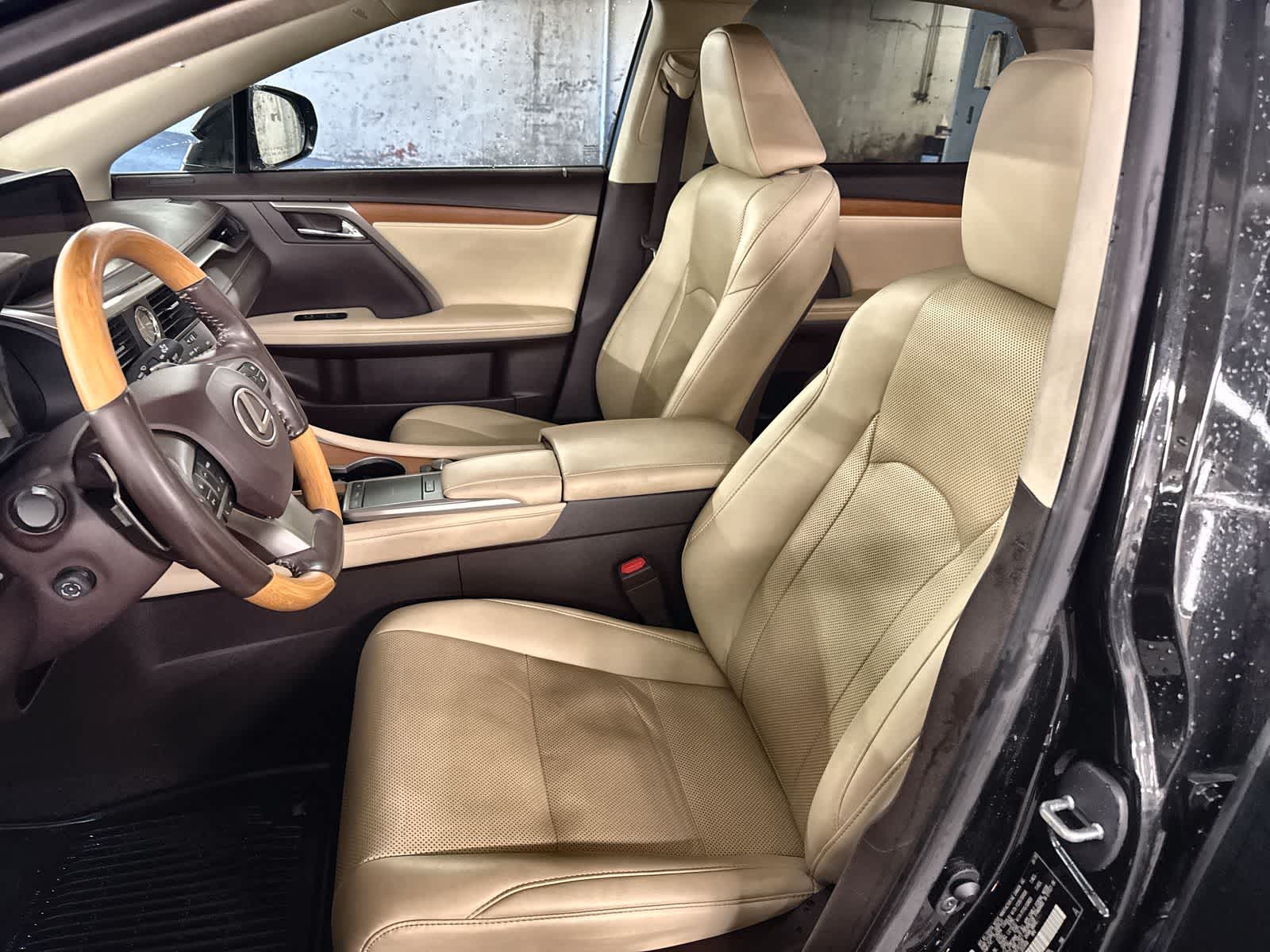 Thumbnail: 2020 Lexus RX - 16