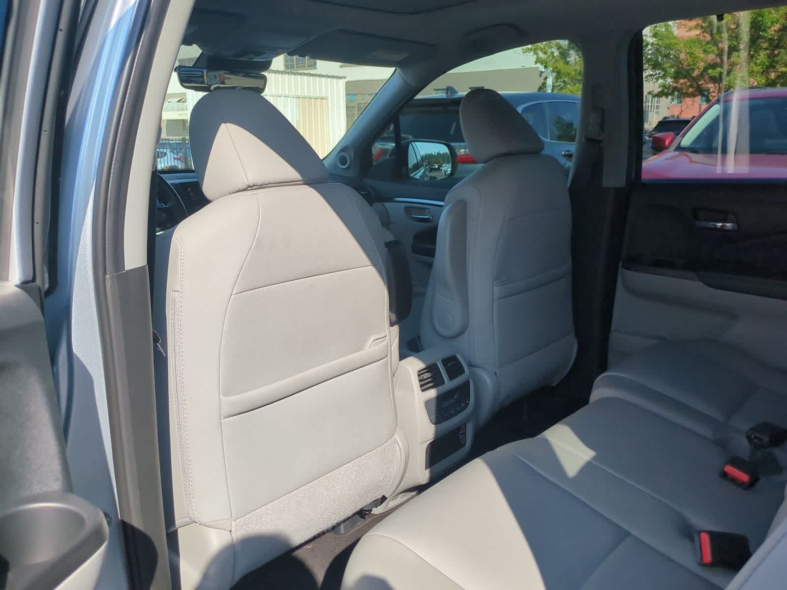 Thumbnail: 2022 Honda Pilot - 19