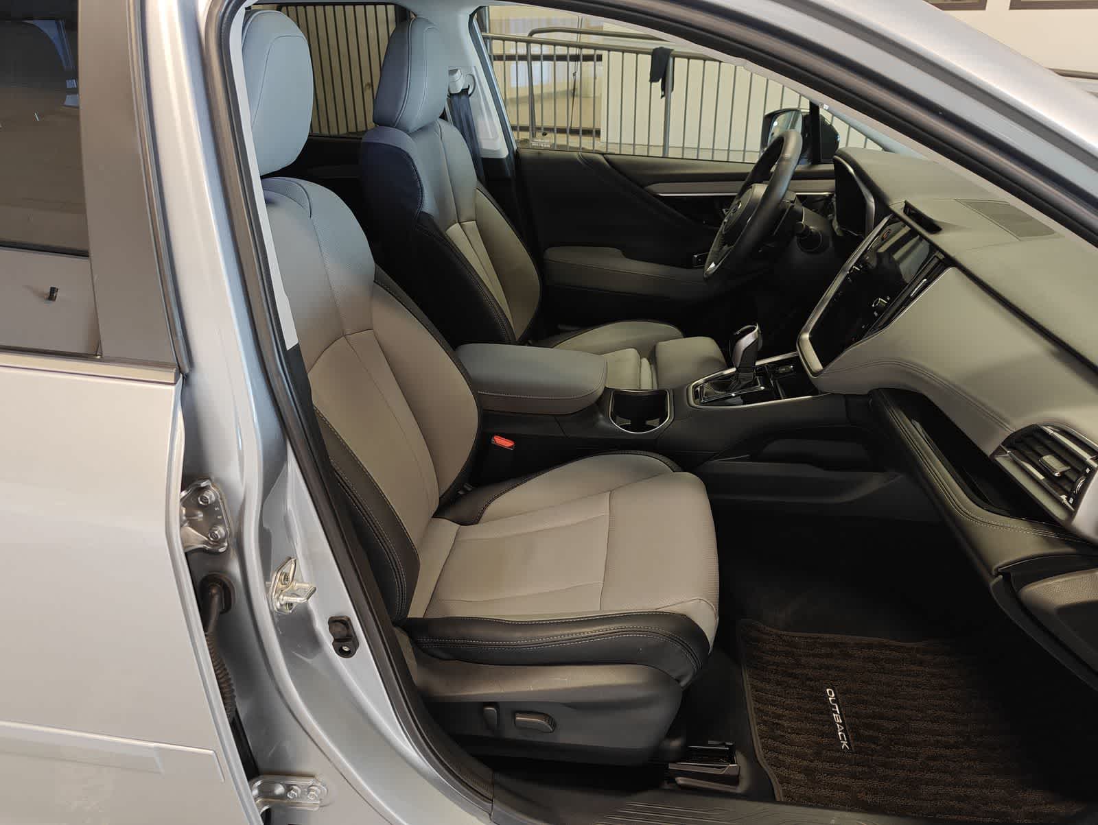 Thumbnail: 2025 Subaru Outback - 25