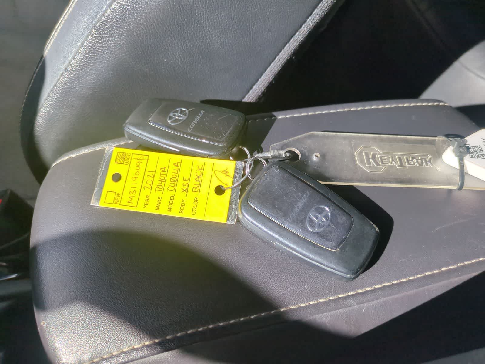 Thumbnail: 2021 Toyota Corolla - 33