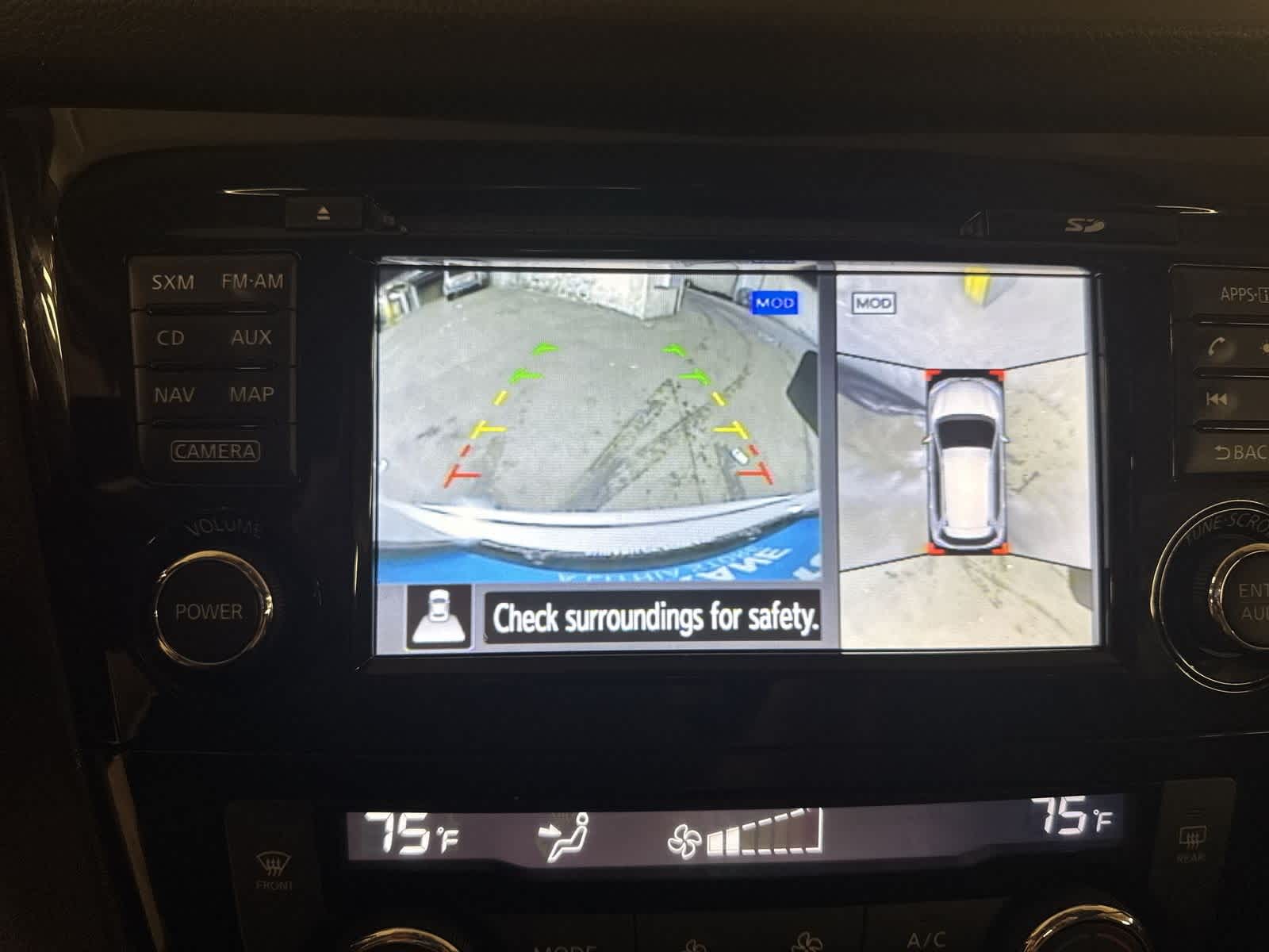 Thumbnail: 2016 Nissan Rogue - 31