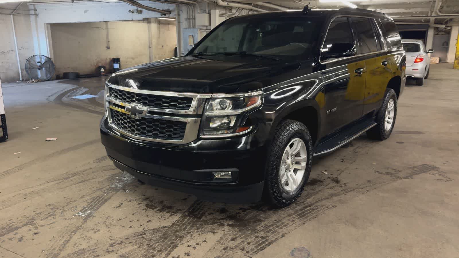 Thumbnail: 2018 Chevrolet Tahoe - 4