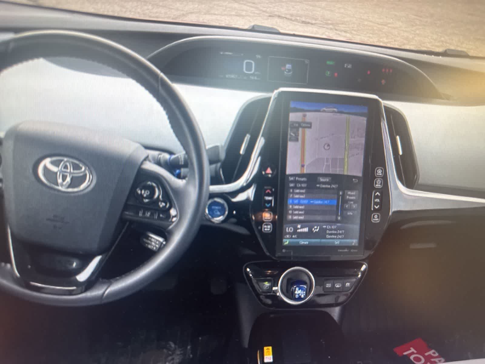 Thumbnail: 2020 Toyota Prius Prime - 15