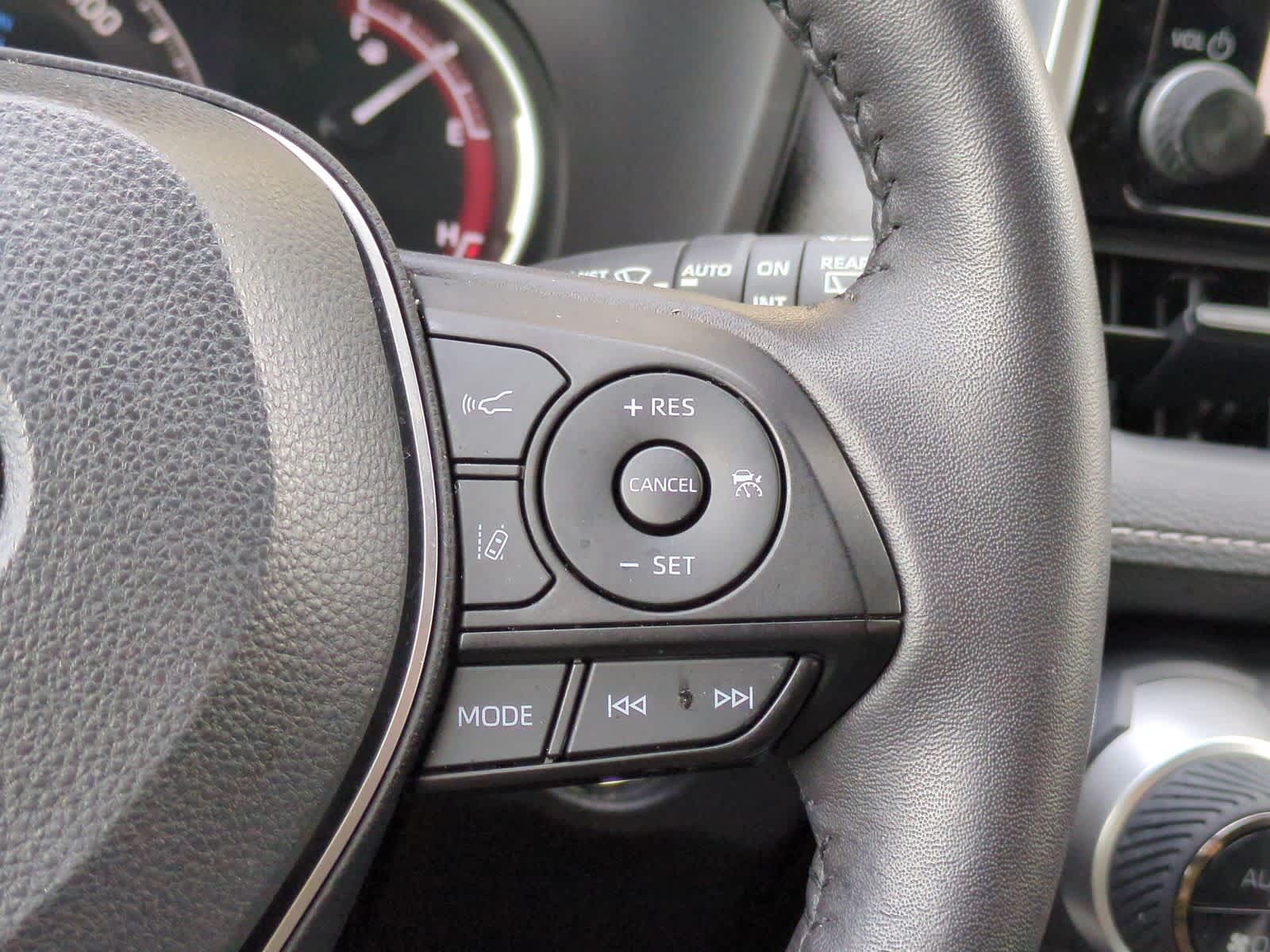 Thumbnail: 2024 Toyota RAV4 - 25