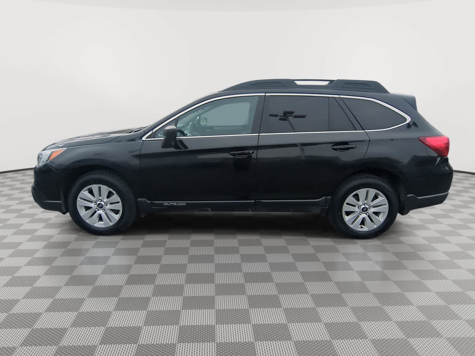 Thumbnail: 2016 Subaru Outback - 5