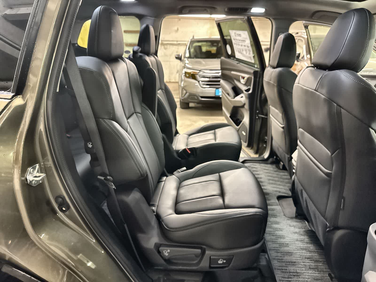 Thumbnail: 2026 Subaru Ascent - 22