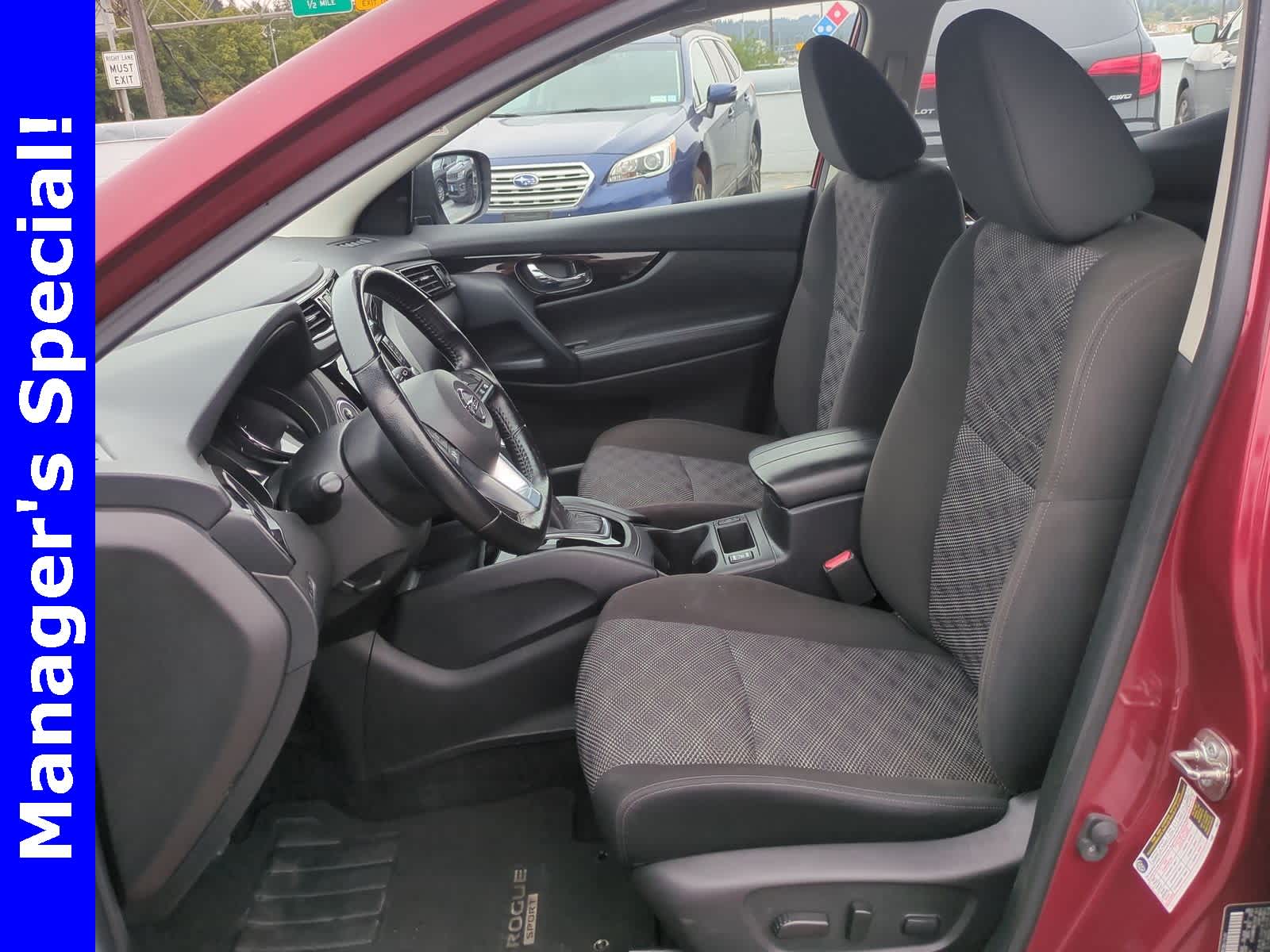 Thumbnail: 2022 Nissan Rogue Sport - 17