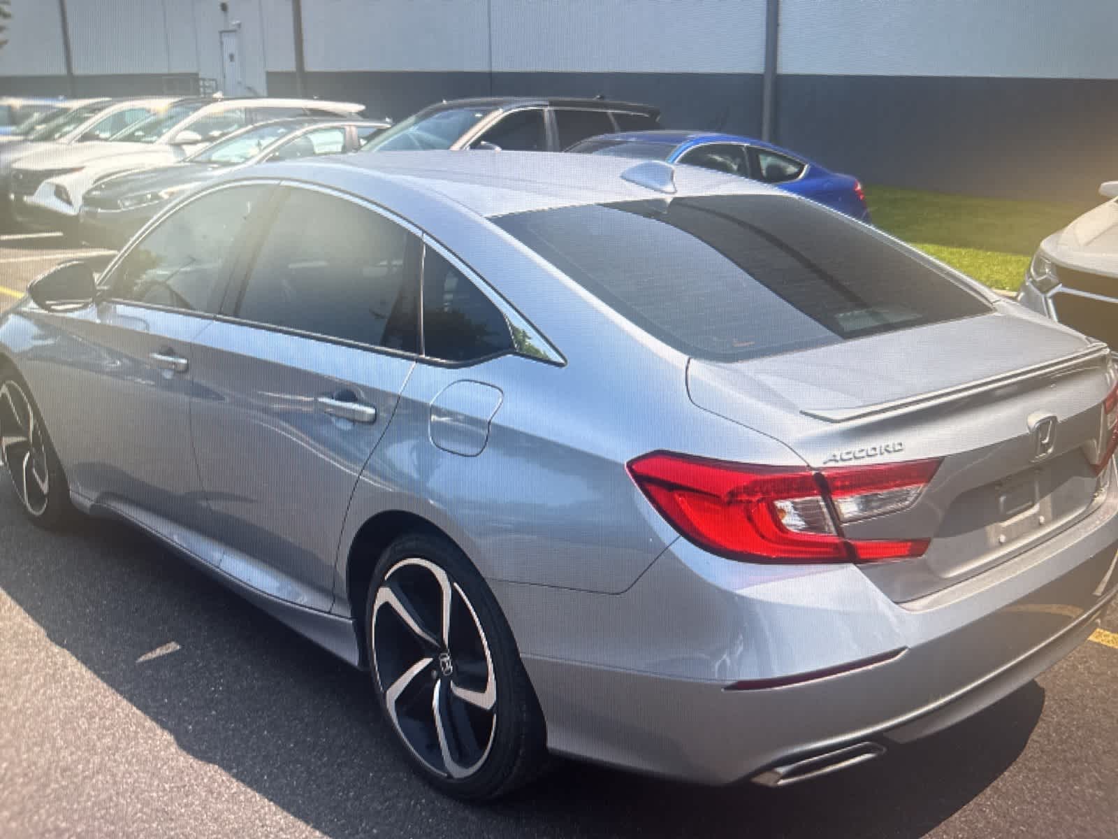 Thumbnail: 2018 Honda Accord - 3