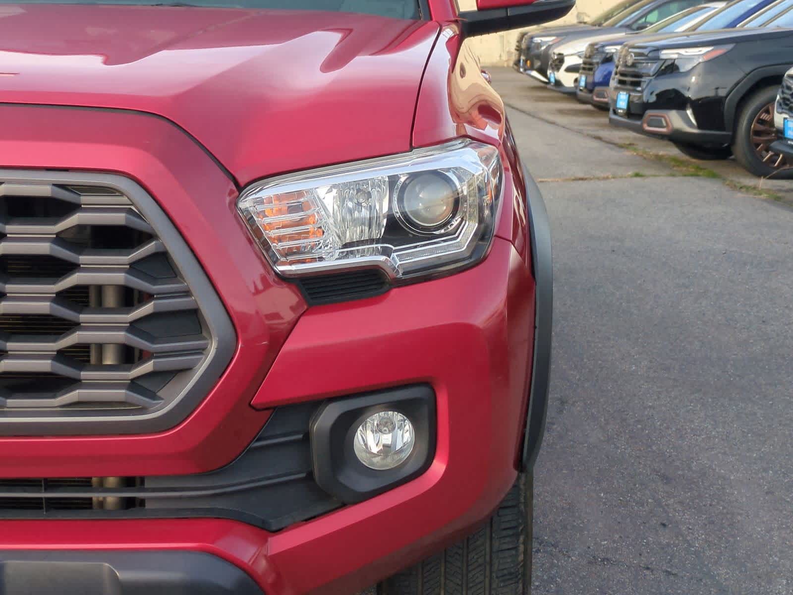 Thumbnail: 2021 Toyota Tacoma - 11