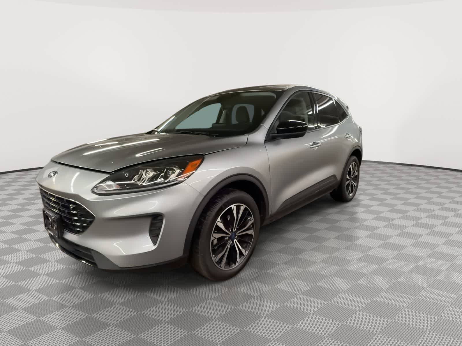 Thumbnail: 2022 Ford Escape - 4