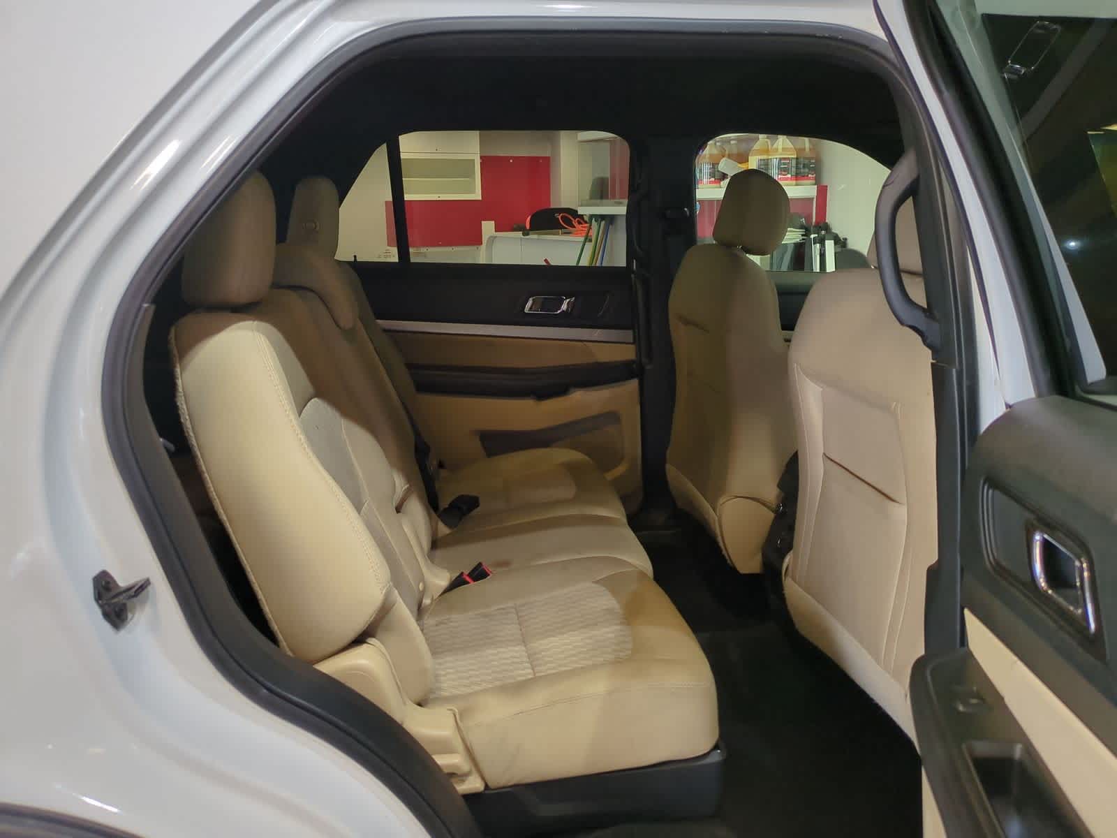 Thumbnail: 2017 Ford Explorer - 21