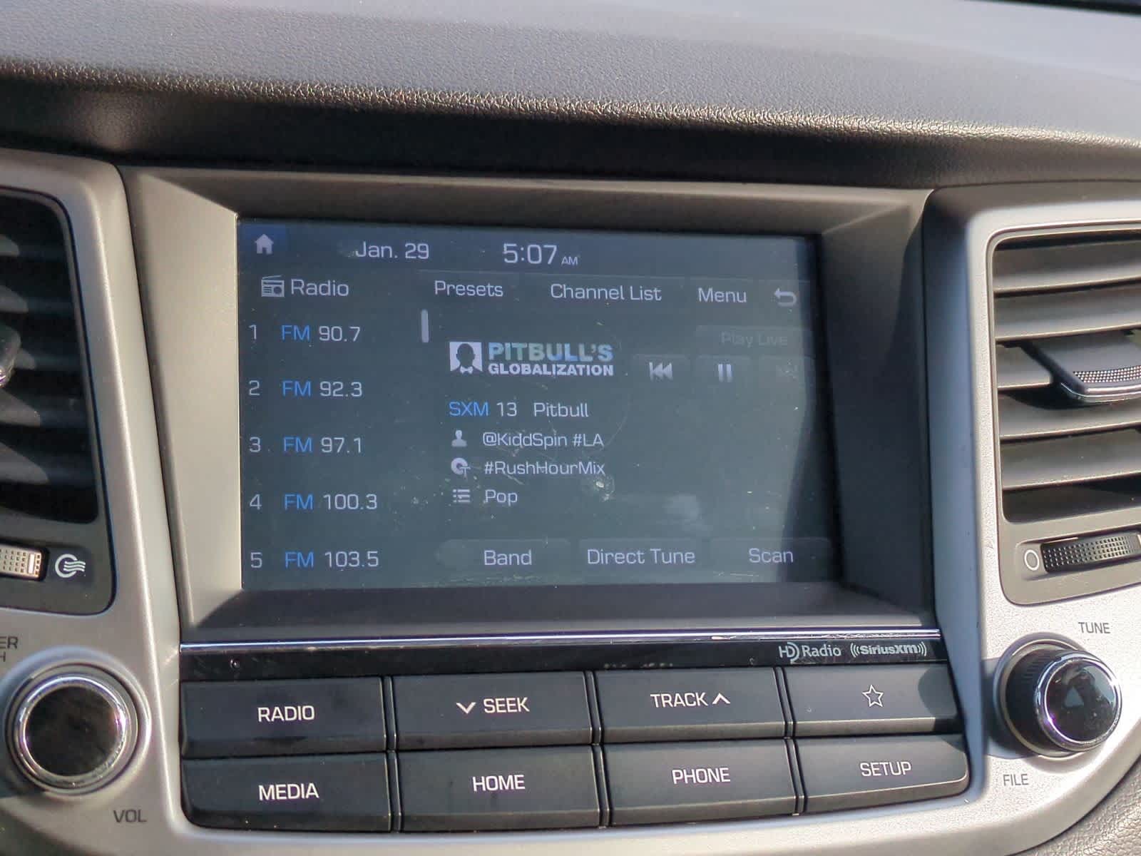 Thumbnail: 2018 Hyundai Tucson - 30