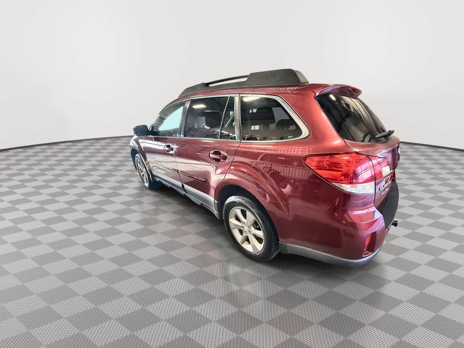 Thumbnail: 2013 Subaru Outback - 6