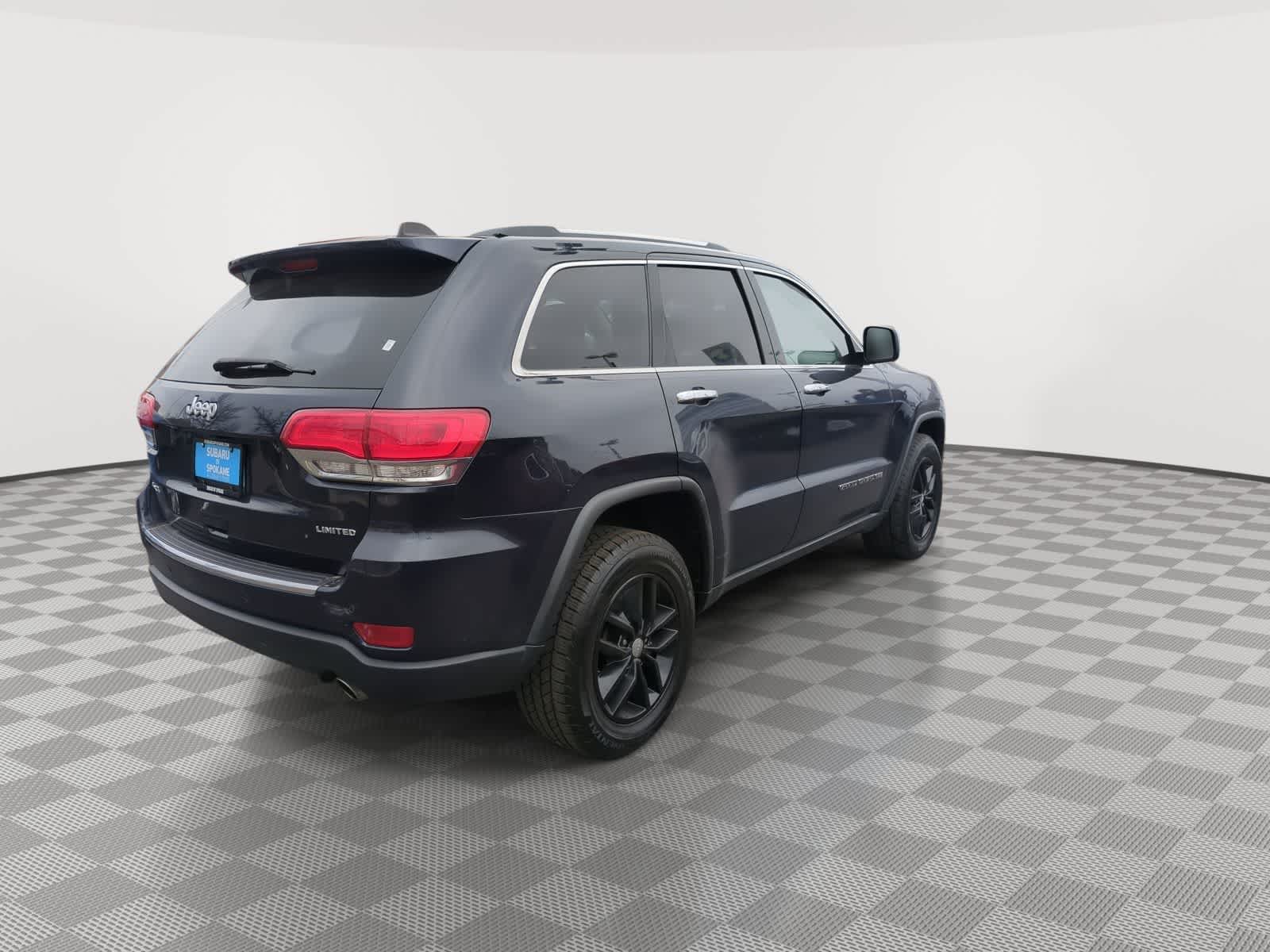 Thumbnail: 2018 Jeep Grand Cherokee - 8