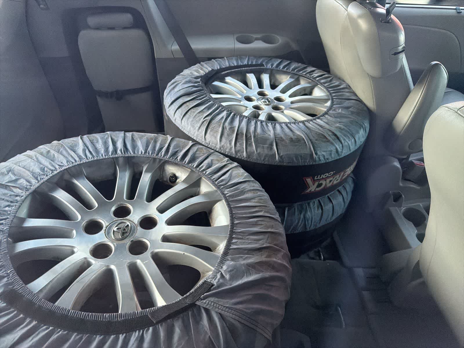 Thumbnail: 2012 Toyota Sienna - 7