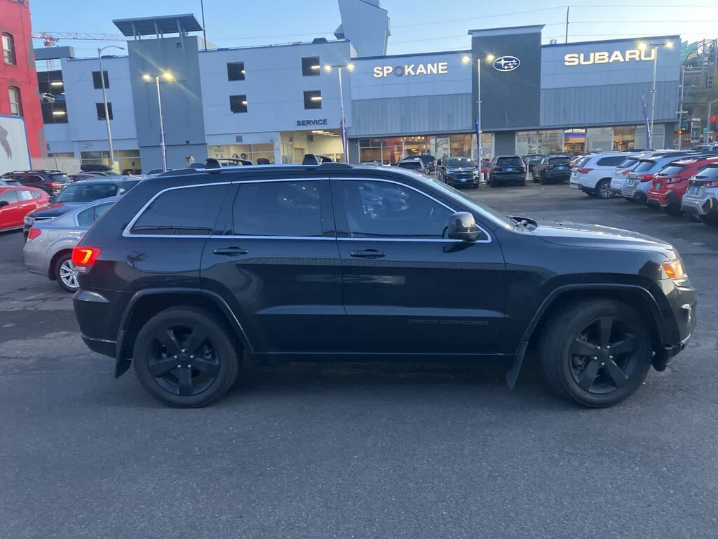 Used 2015 Jeep Grand Cherokee Altitude SUV