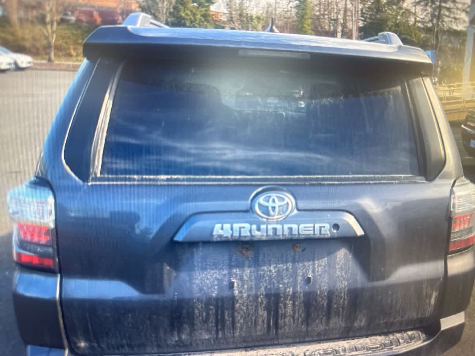 Thumbnail: 2018 Toyota 4Runner - 3