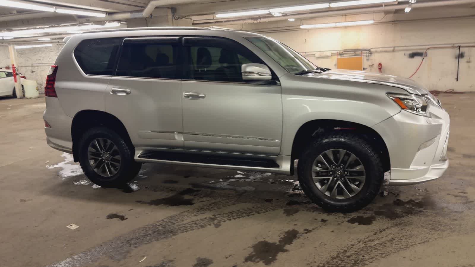 Thumbnail: 2017 Lexus GX - 2