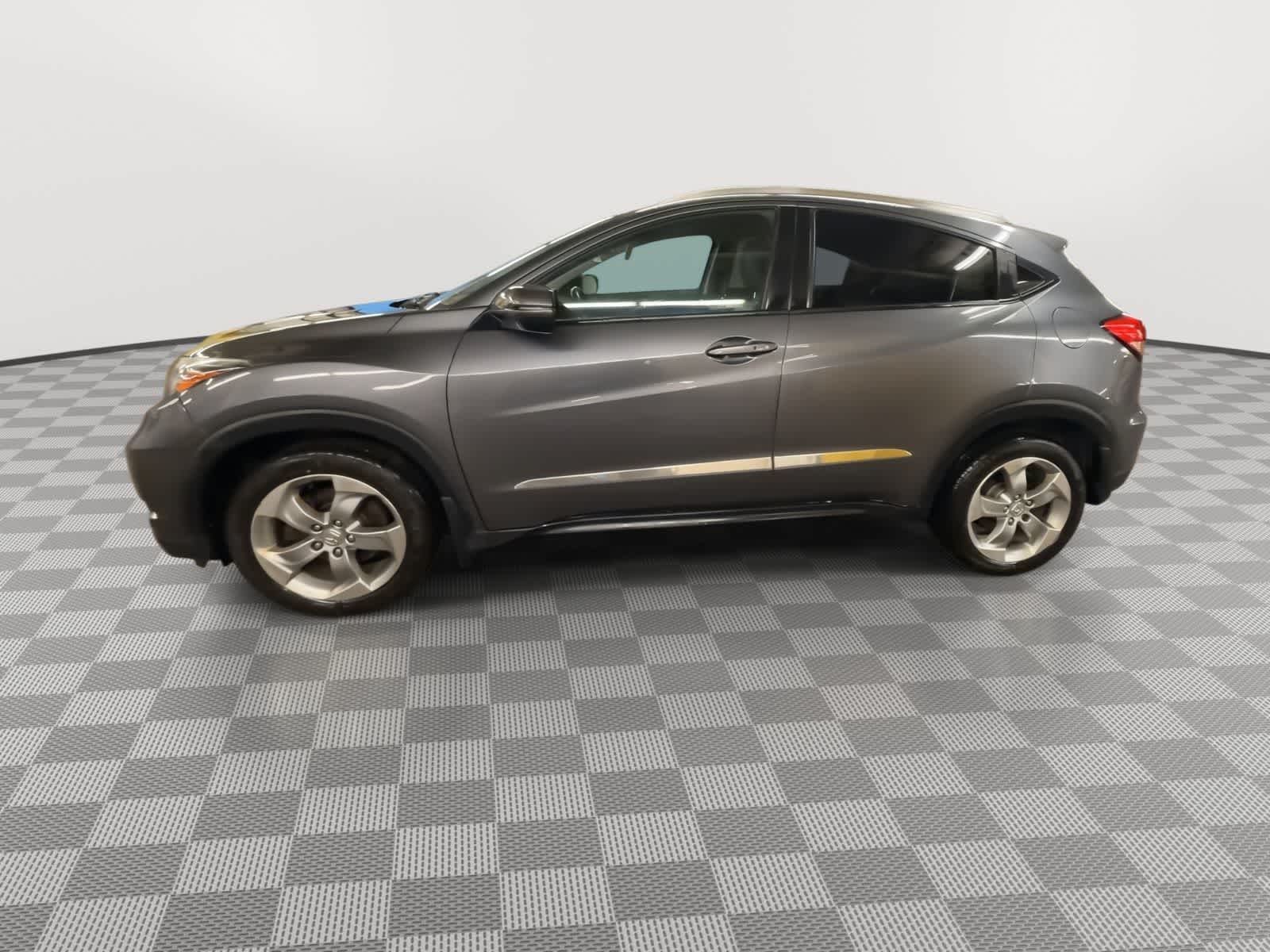 Thumbnail: 2017 Honda HR-V - 5
