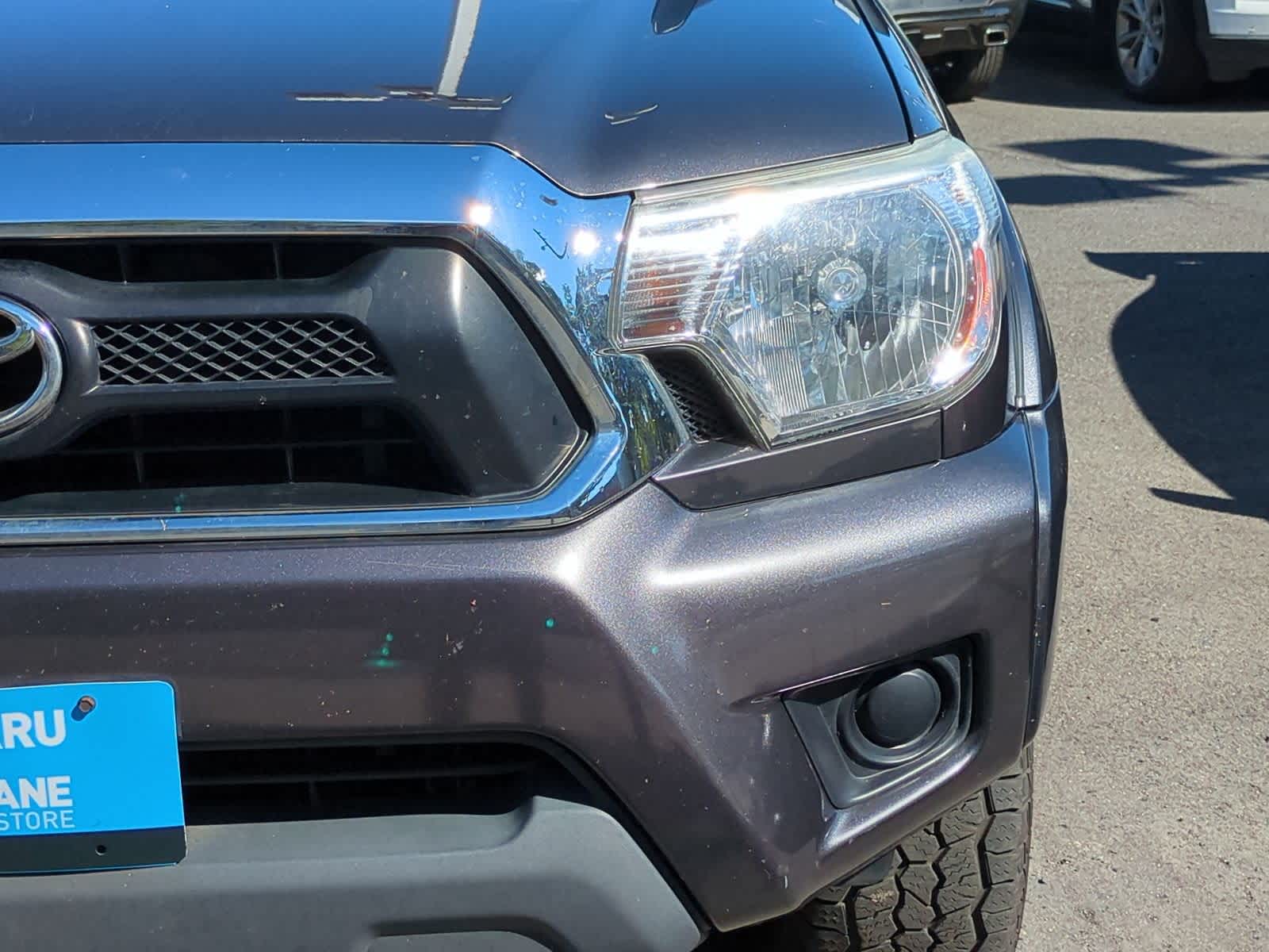 Thumbnail: 2013 Toyota Tacoma - 11