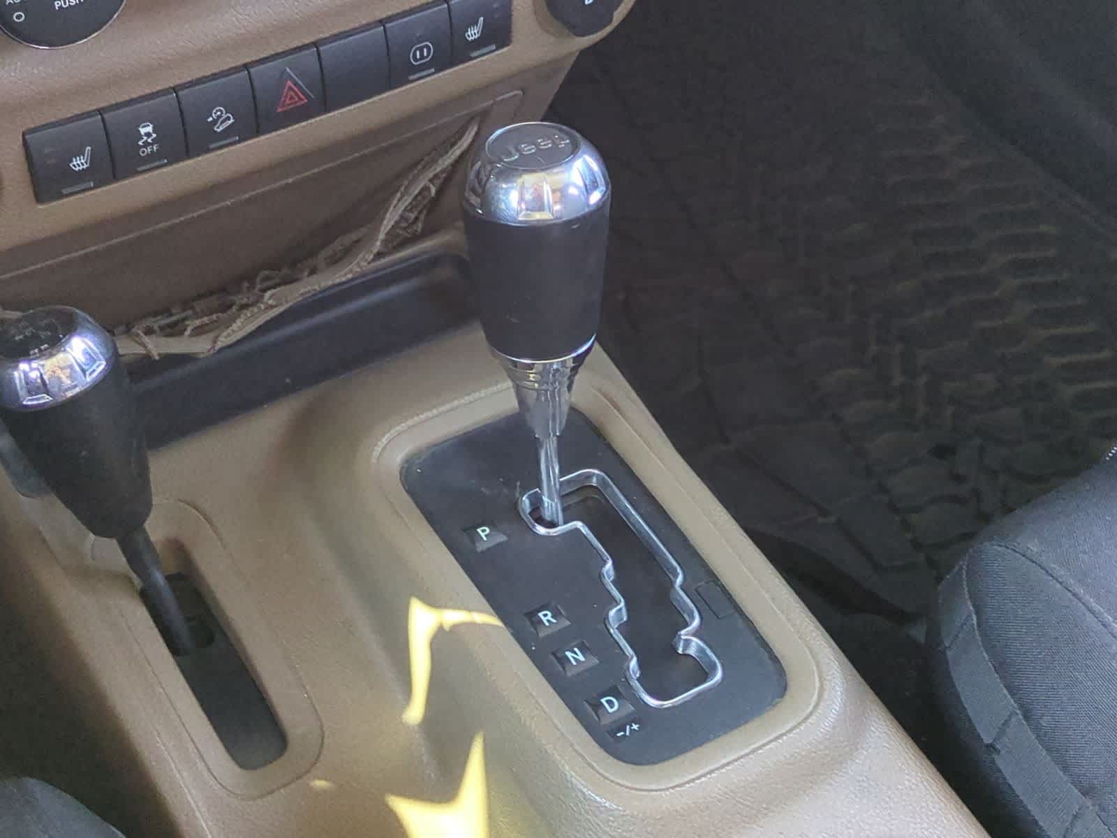 Thumbnail: 2012 Jeep Wrangler - 30