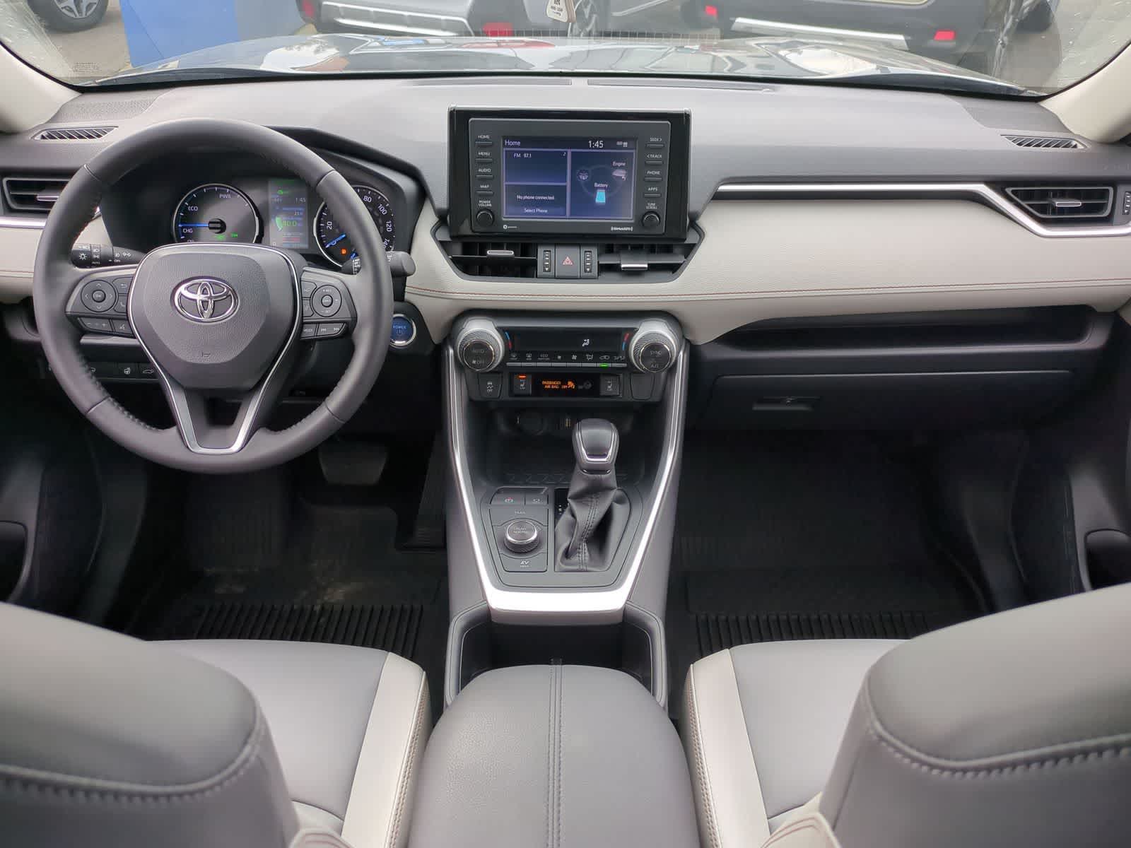 Thumbnail: 2022 Toyota RAV4 - 16