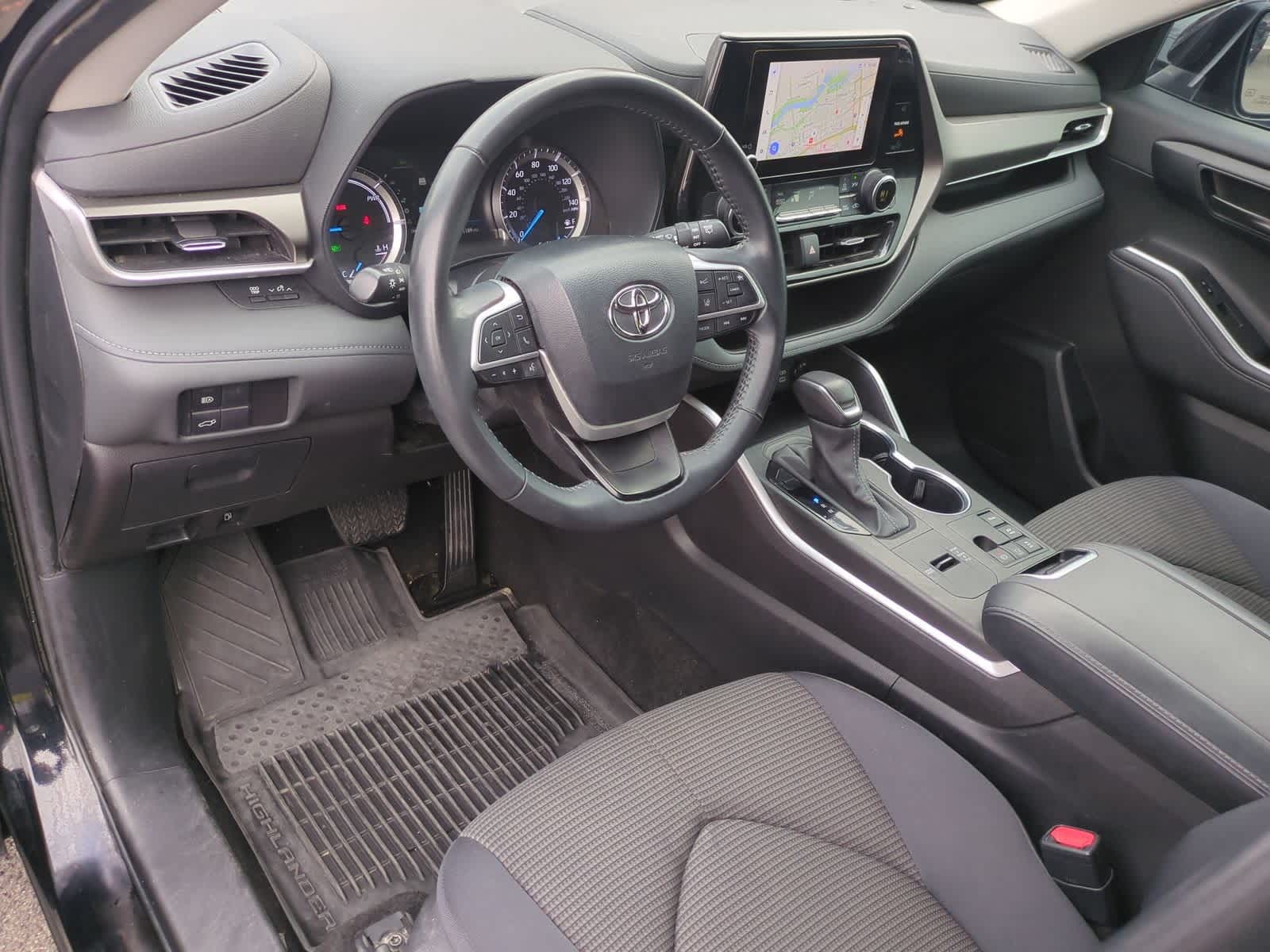 Thumbnail: 2024 Toyota Highlander - 10