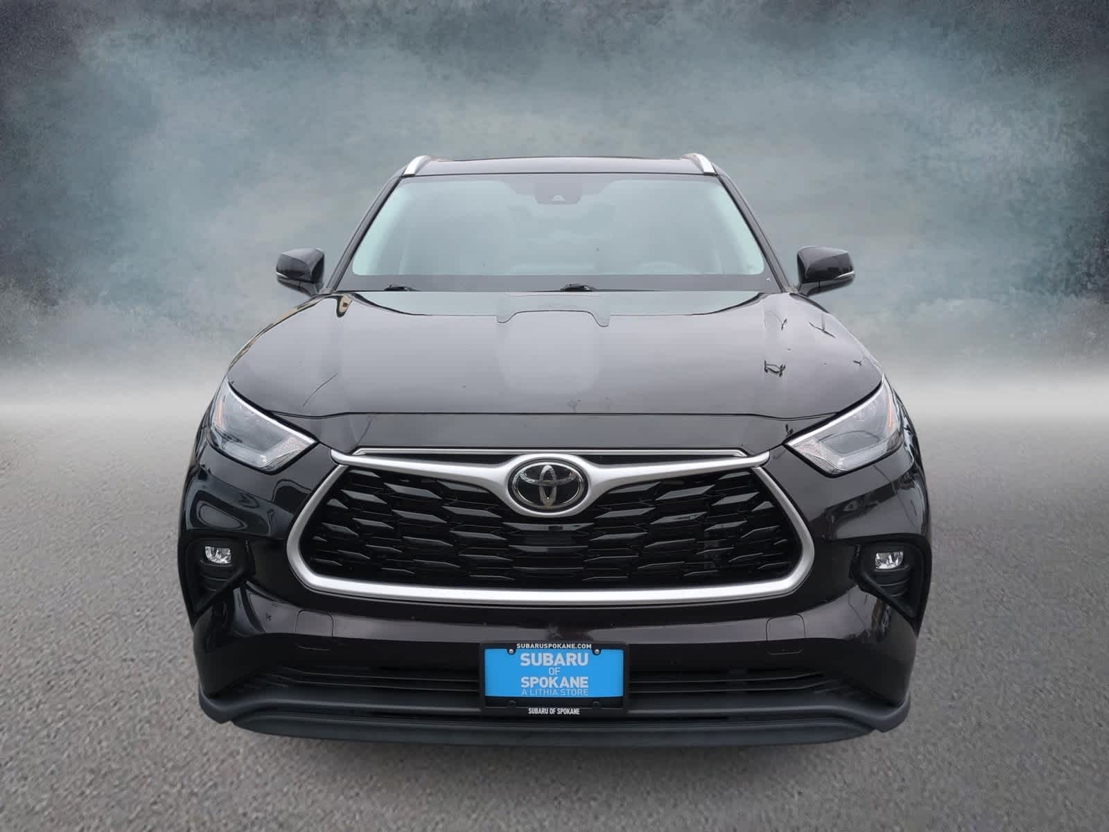 2022 Toyota Highlander XLE photo 2