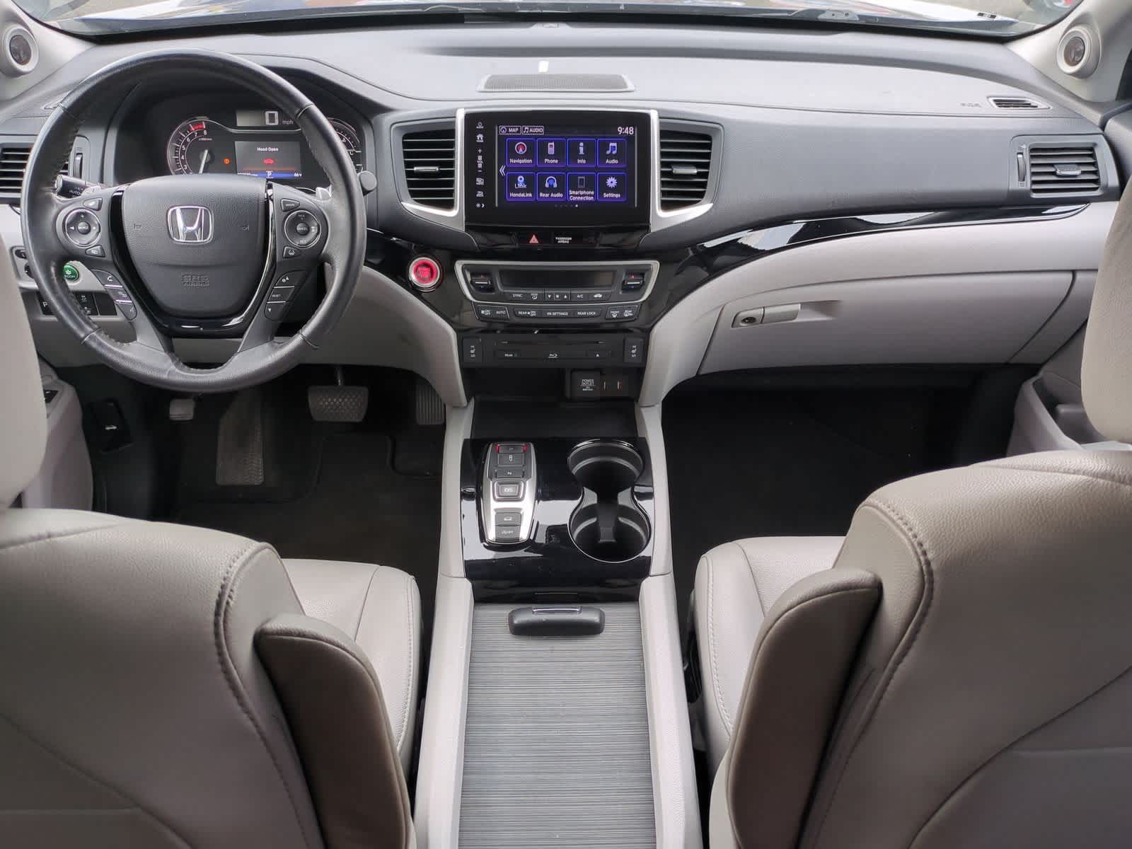 Thumbnail: 2018 Honda Pilot - 16