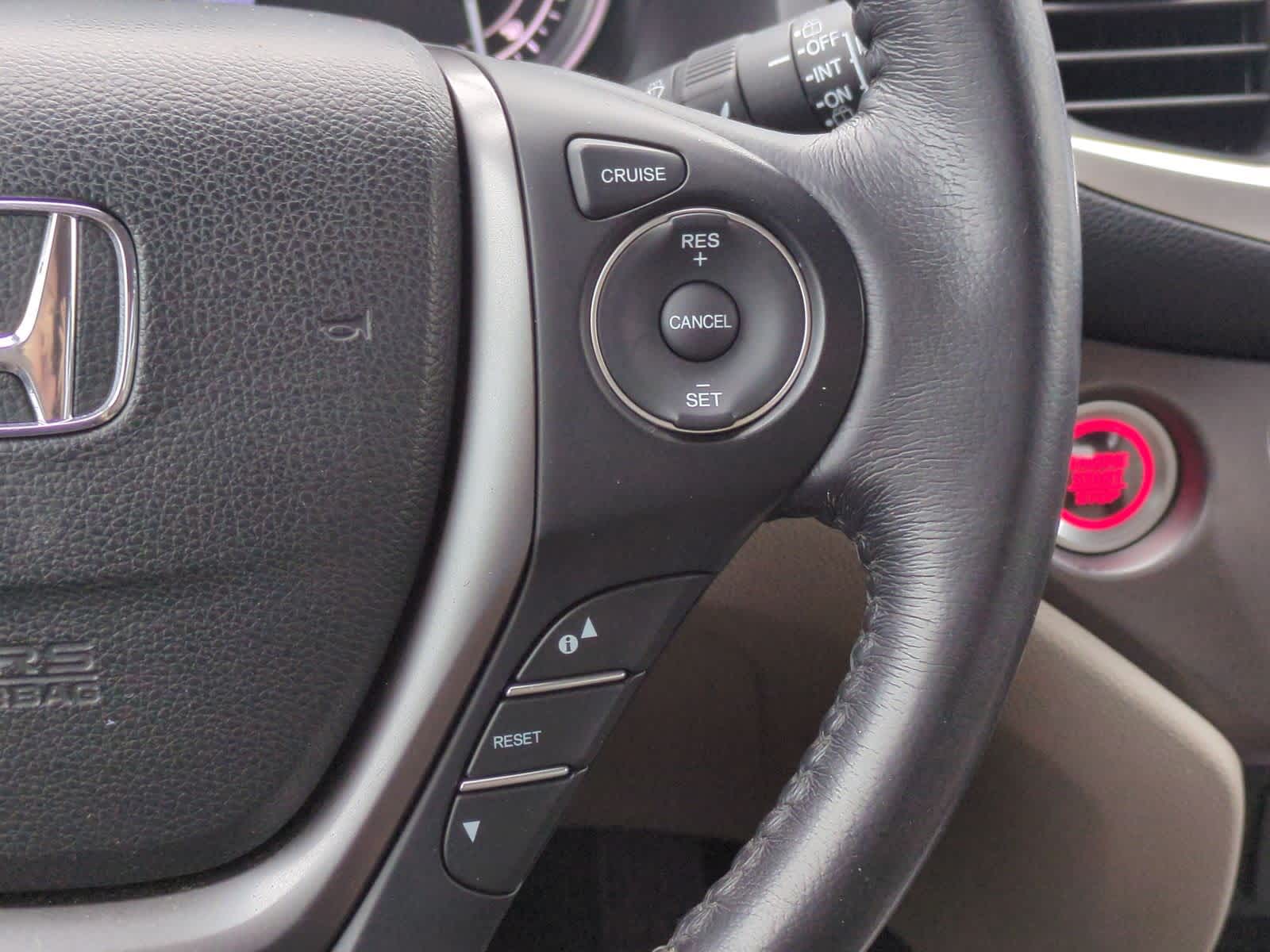 Thumbnail: 2017 Honda Pilot - 26