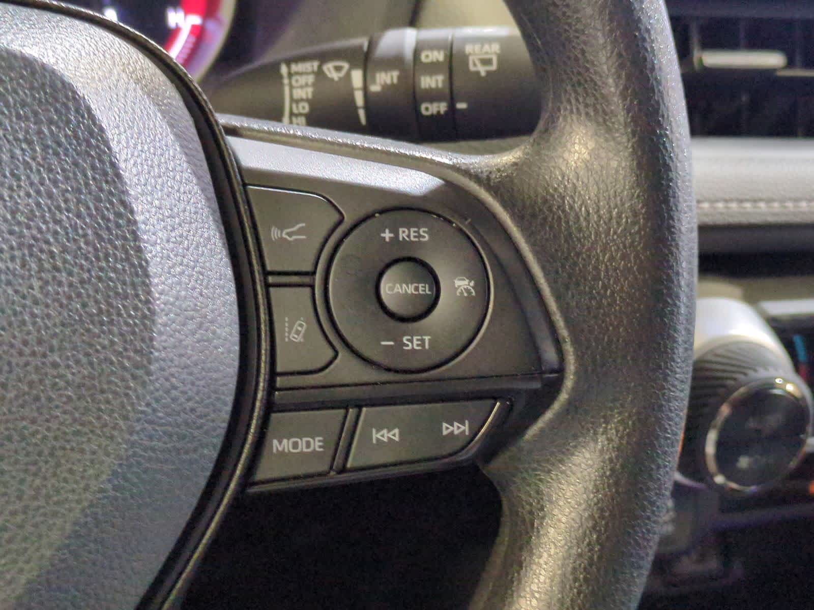 Thumbnail: 2024 Toyota RAV4 - 25