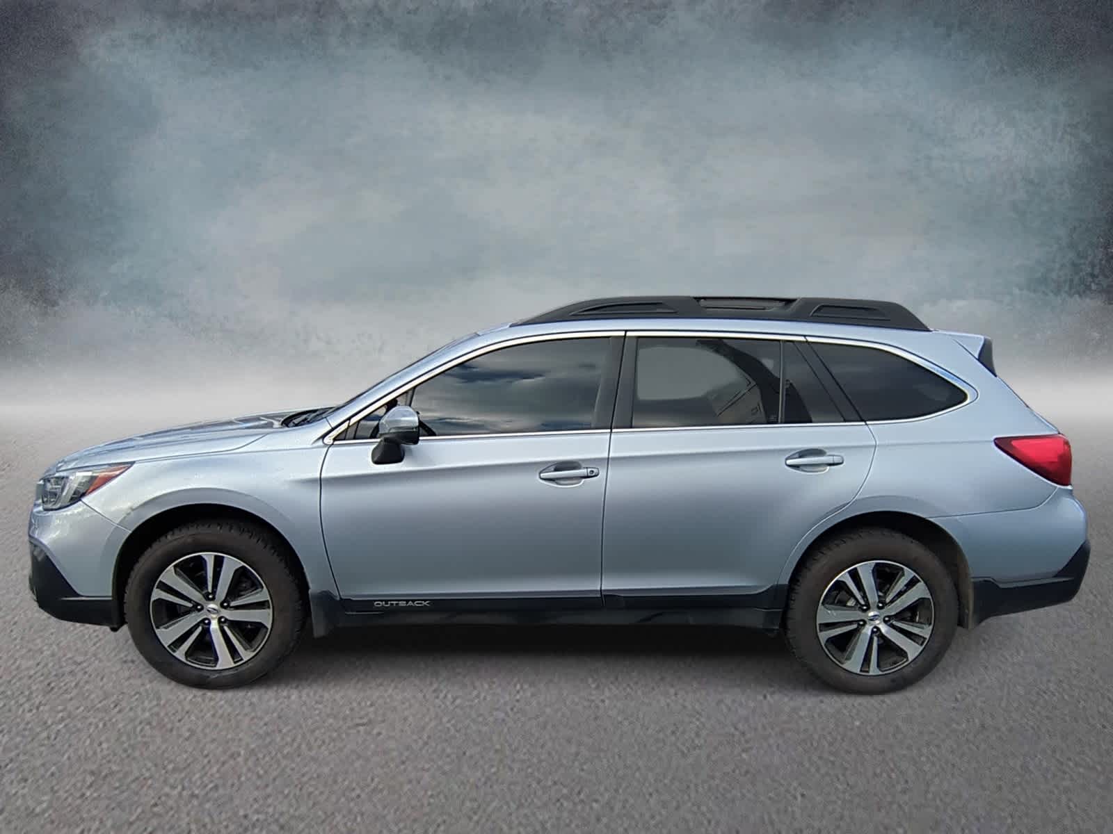 Thumbnail: 2018 Subaru Outback - 5