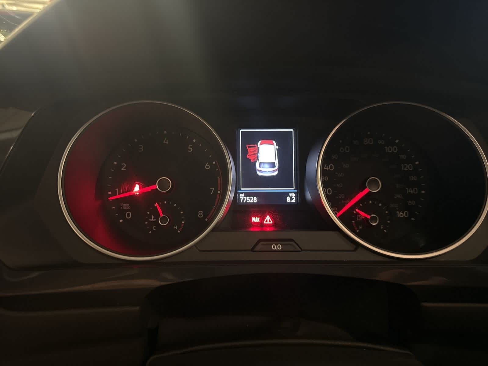 Thumbnail: 2019 Volkswagen Tiguan - 30