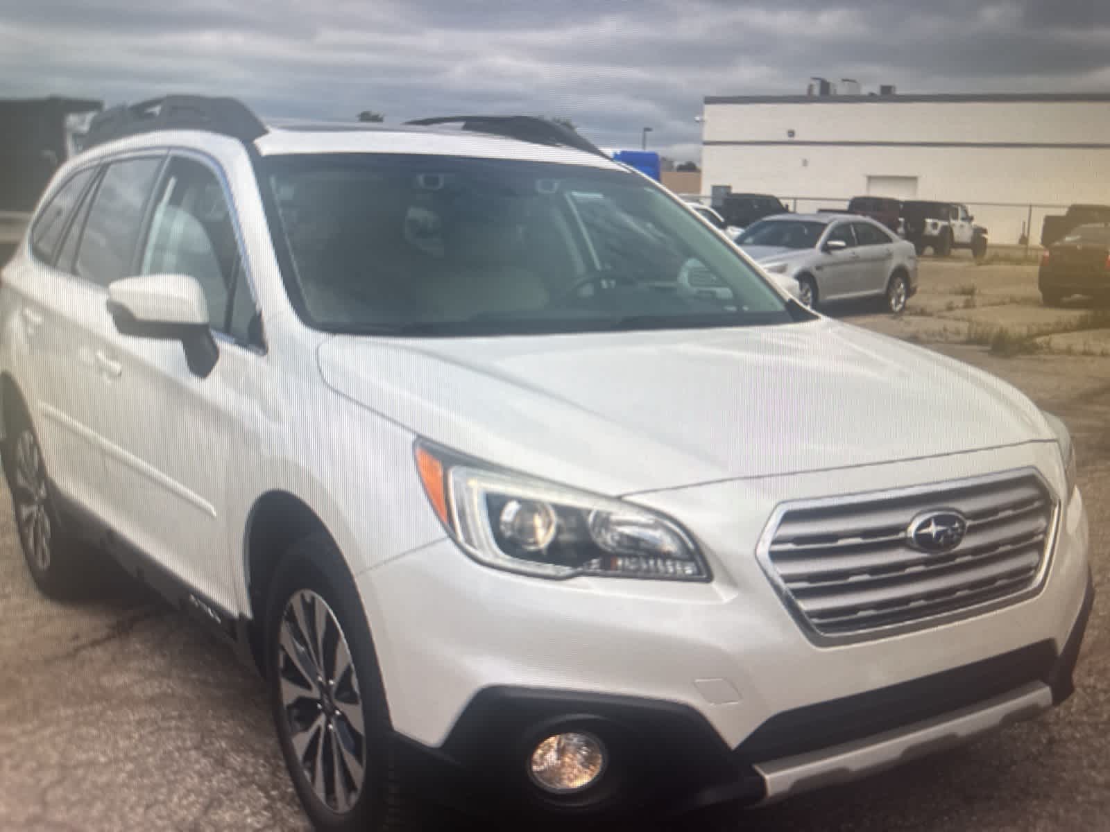 Thumbnail: 2015 Subaru Outback - 6