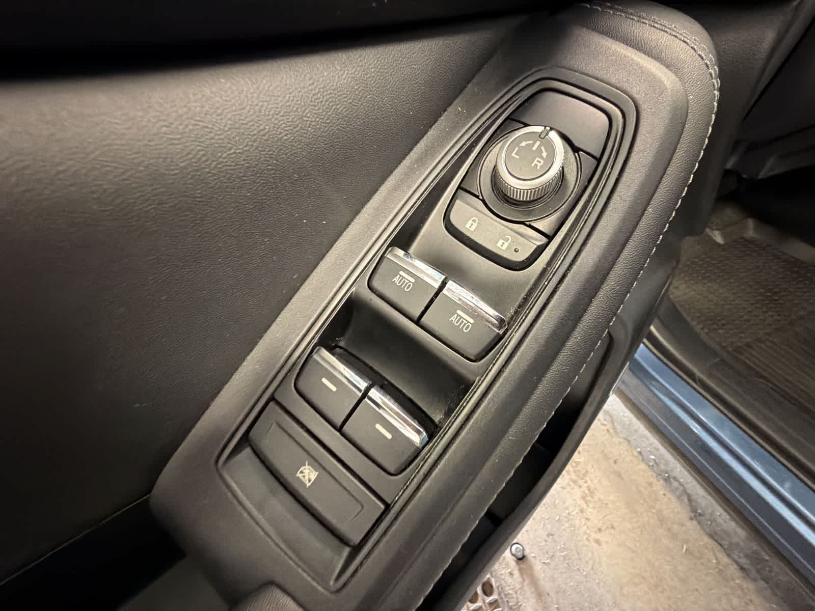 Thumbnail: 2019 Subaru Forester - 18