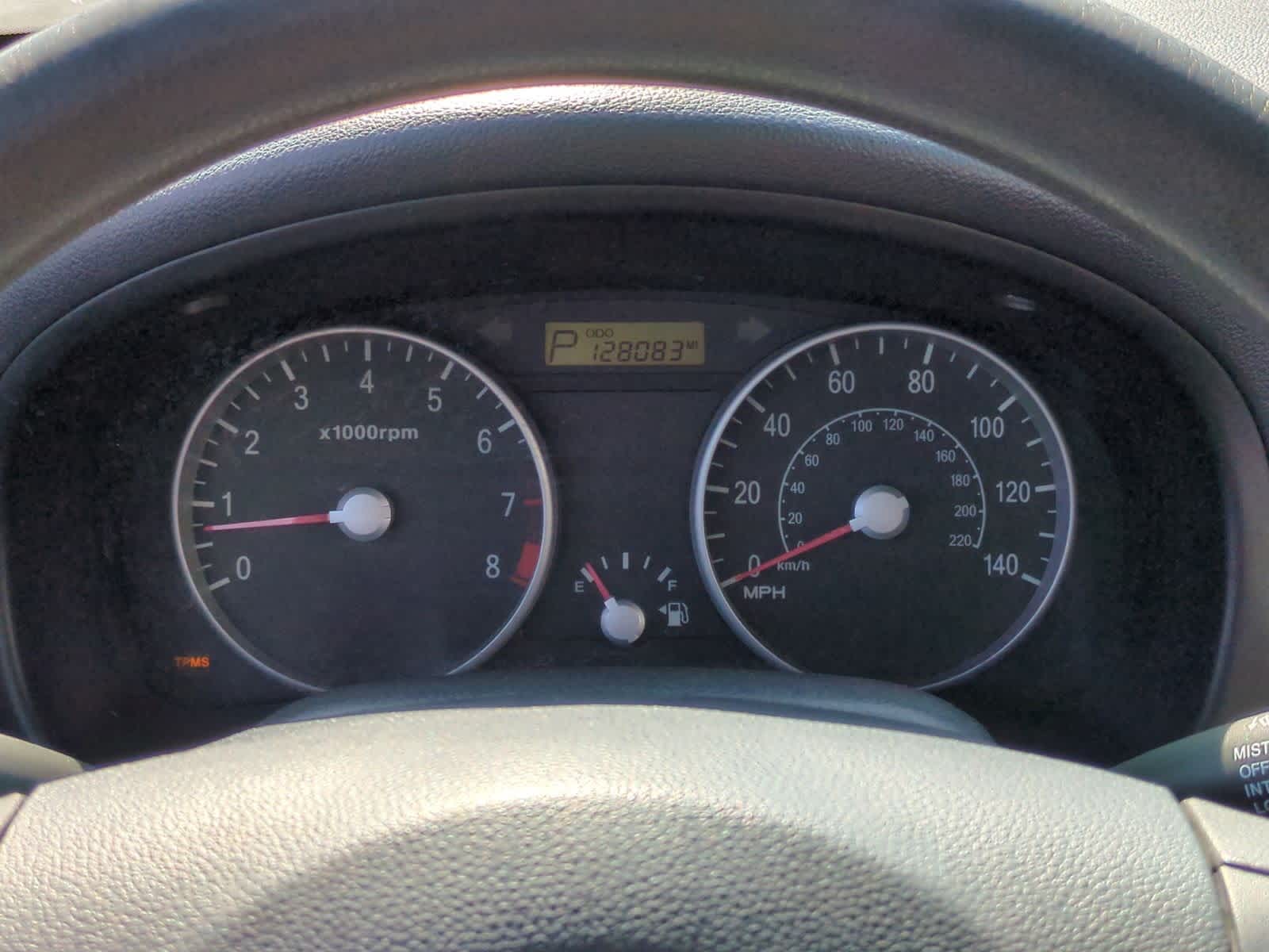 Thumbnail: 2009 Hyundai Accent - 28