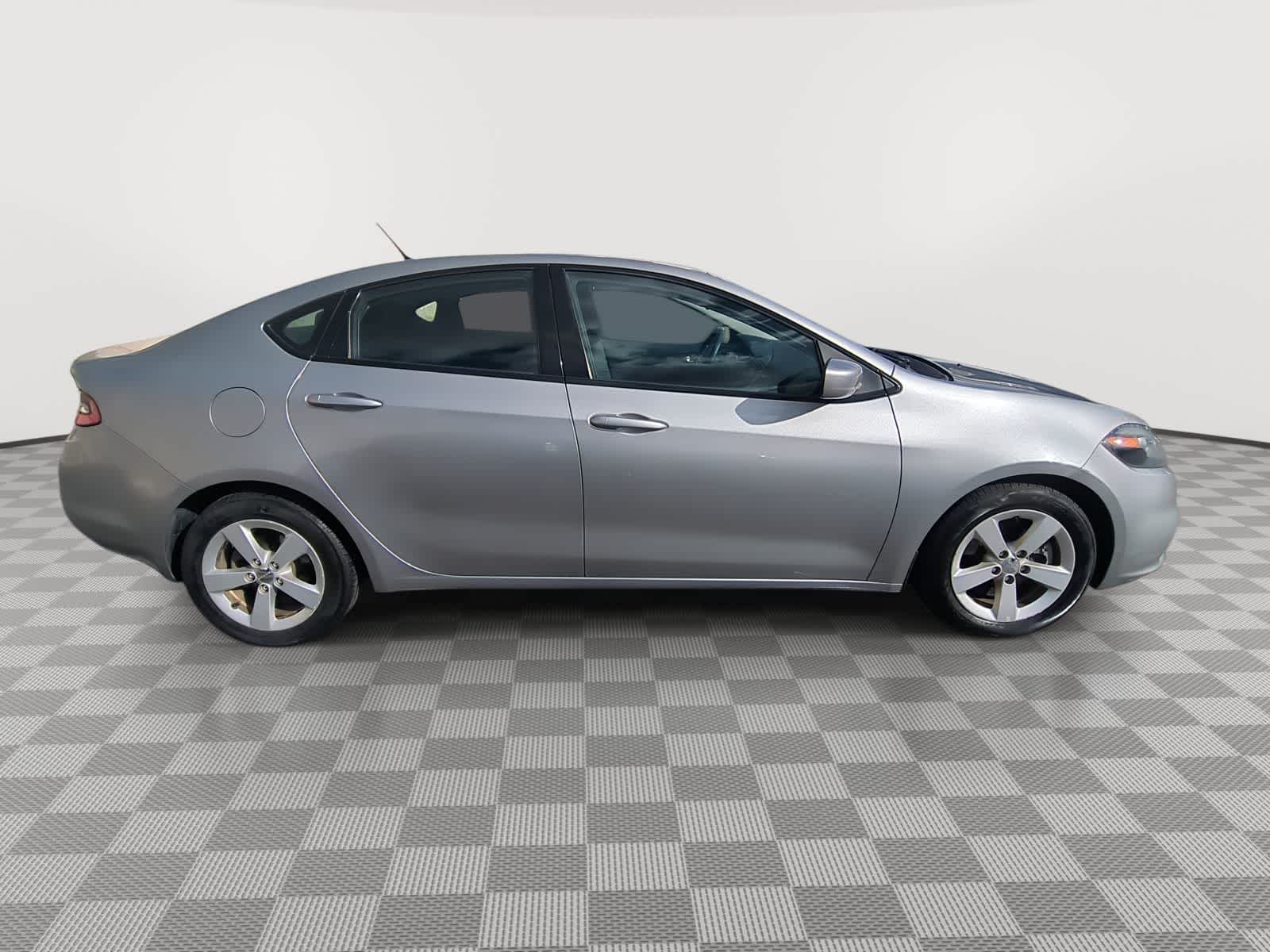 Thumbnail: 2015 Dodge Dart - 9