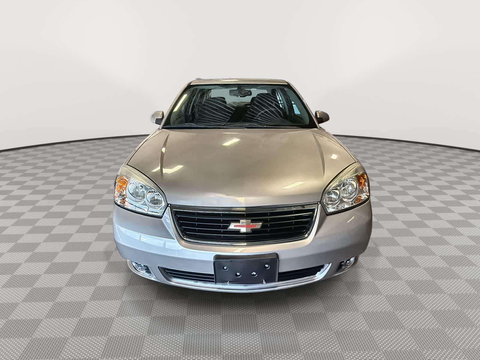 Thumbnail: 2007 Chevrolet Malibu - 3
