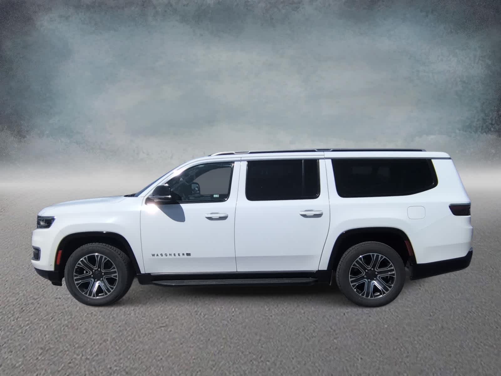 Thumbnail: 2023 Jeep Wagoneer - 5