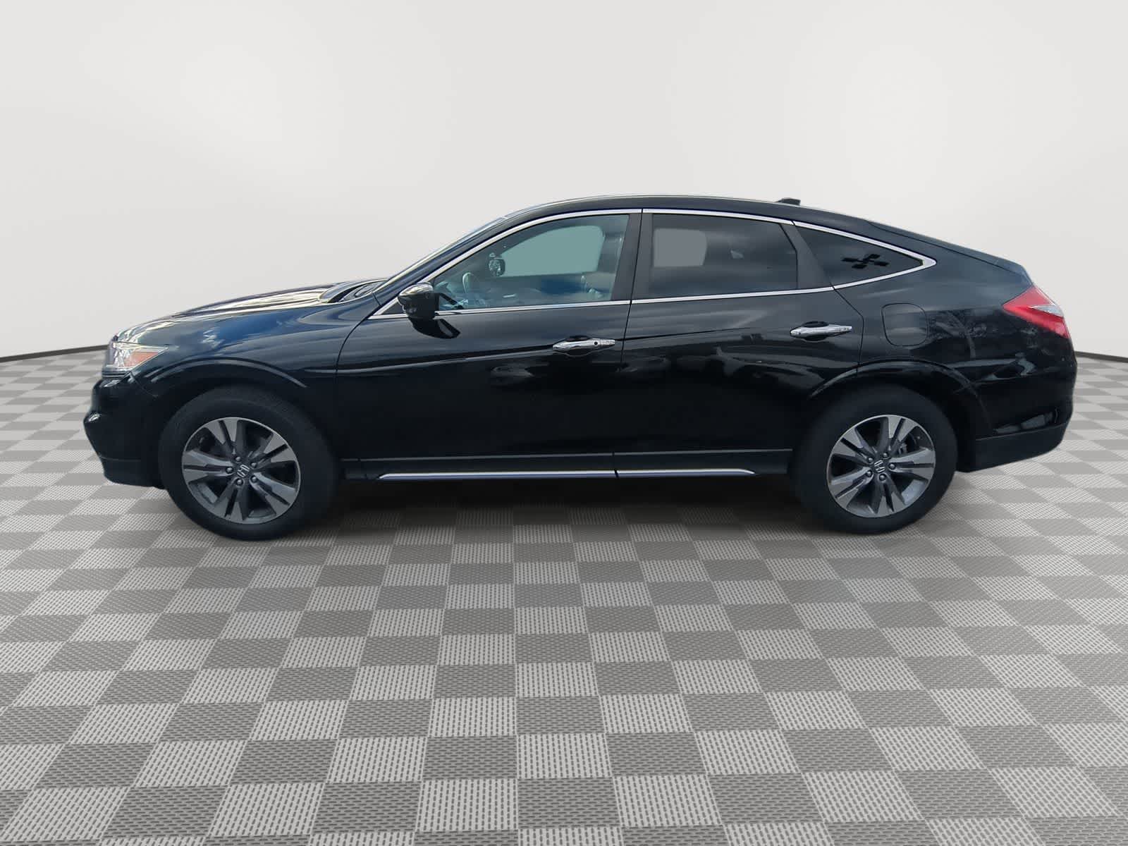 Thumbnail: 2014 Honda Crosstour - 5